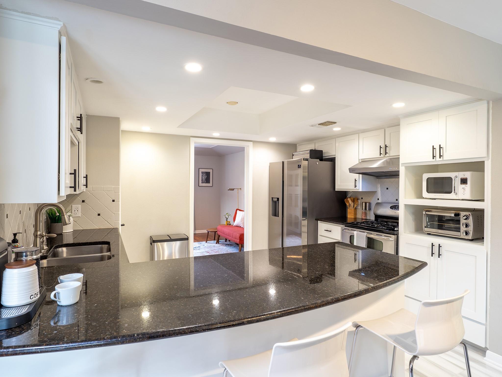 2110 Wychwood Dr, Austin, TX 78746