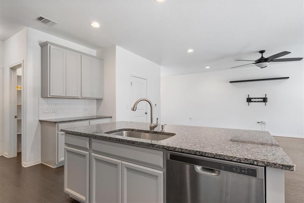 6500 Routenburn St, Austin, TX 78754