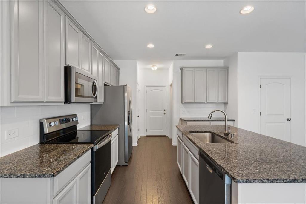 6500 Routenburn St, Austin, TX 78754