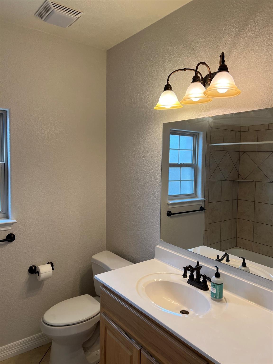 503 Woodland Park Dr, Marble Falls, TX 78654