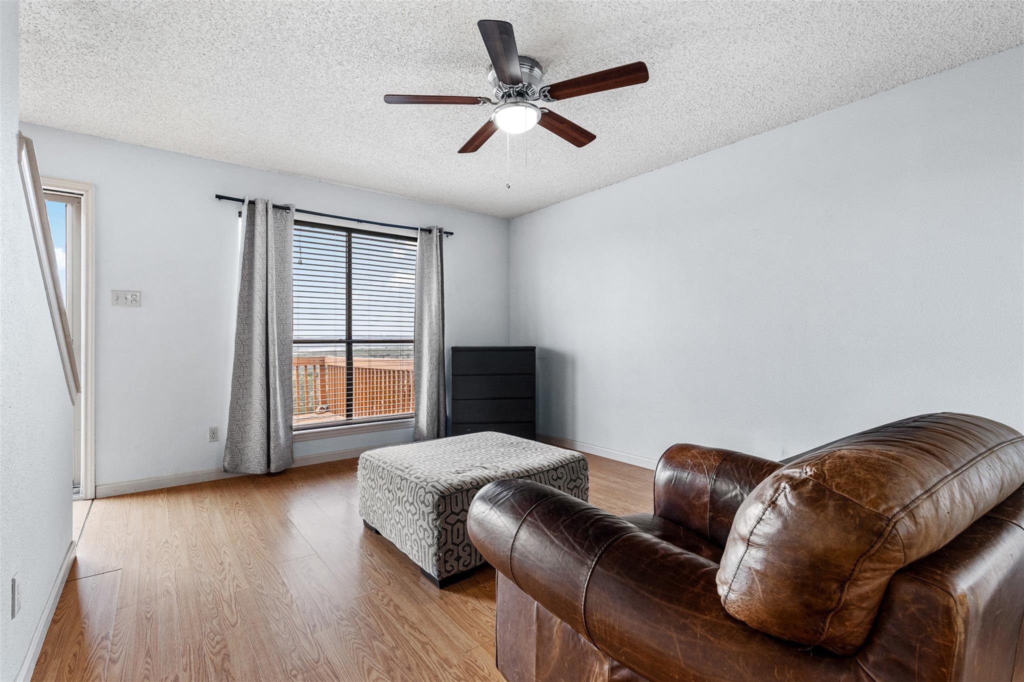 21461 Coyote Trl # 7, Lago Vista, TX 78645