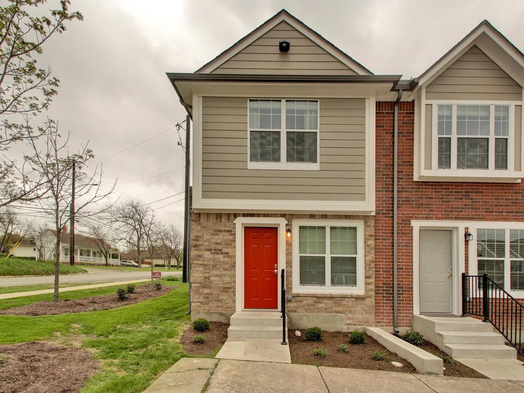 202 S College St # 13, Georgetown, TX 78626