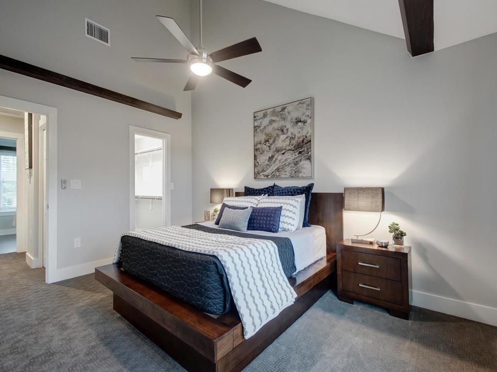 202 S College St # 13, Georgetown, TX 78626