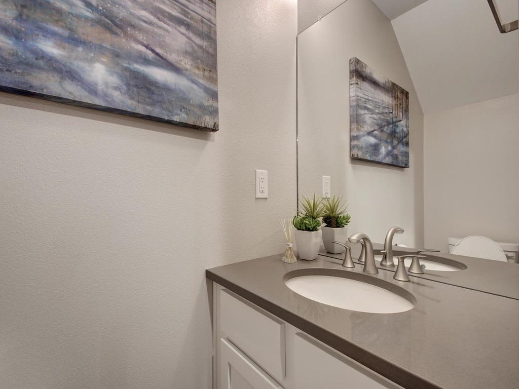 202 S College St # 13, Georgetown, TX 78626