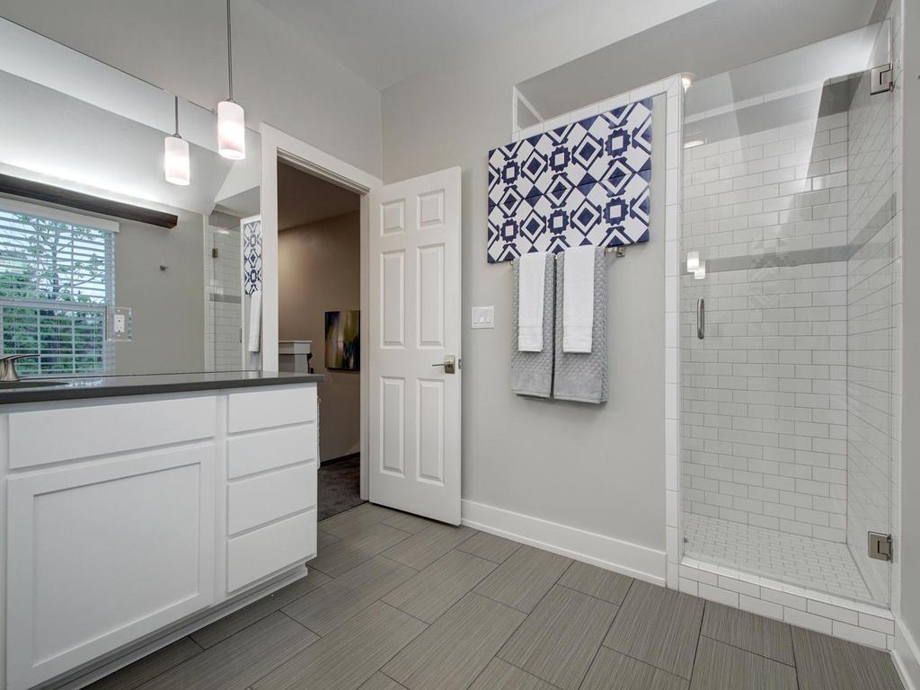 202 S College St # 13, Georgetown, TX 78626