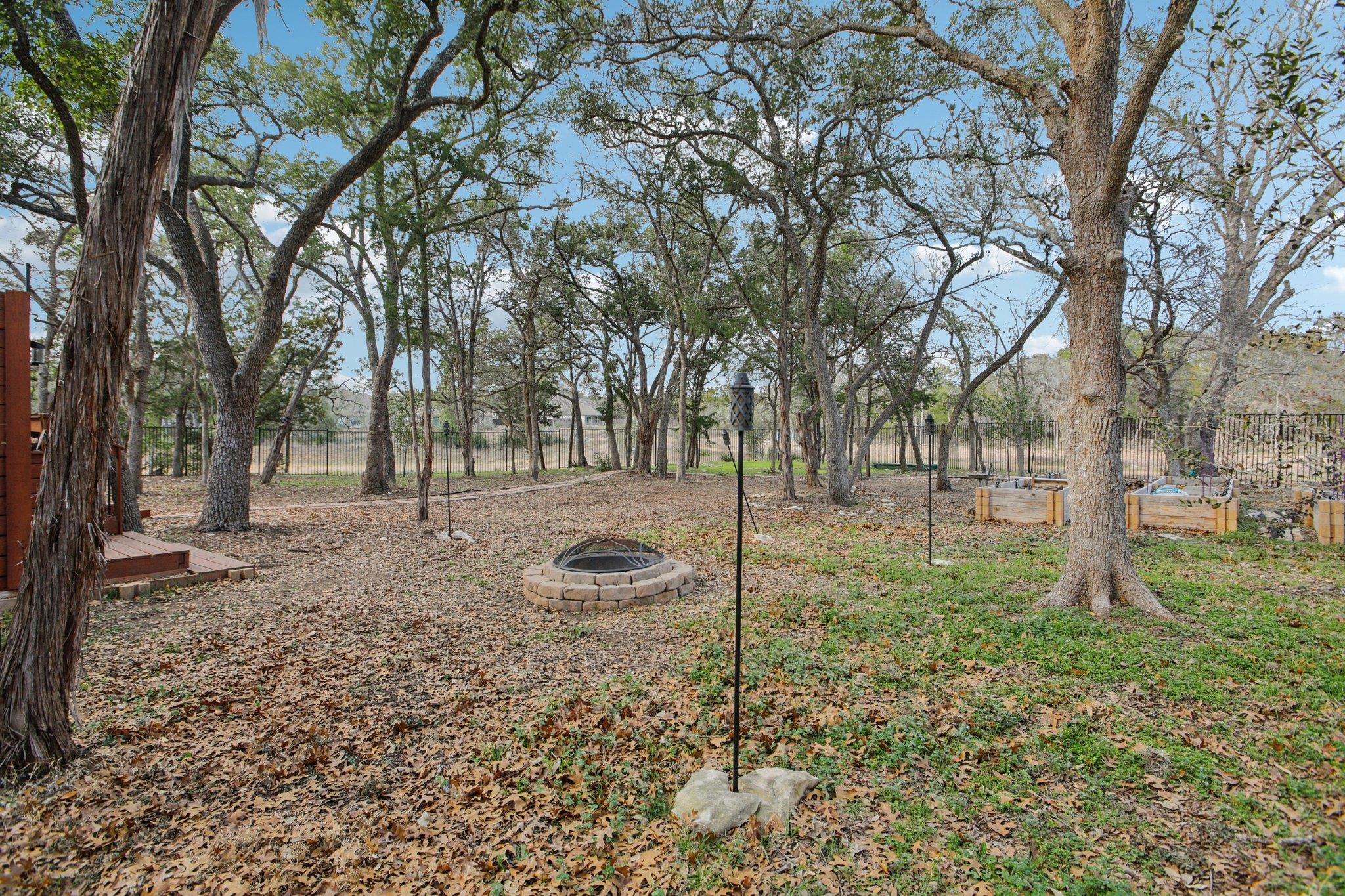 404 Ancient Oak Way, San Marcos, TX 78666