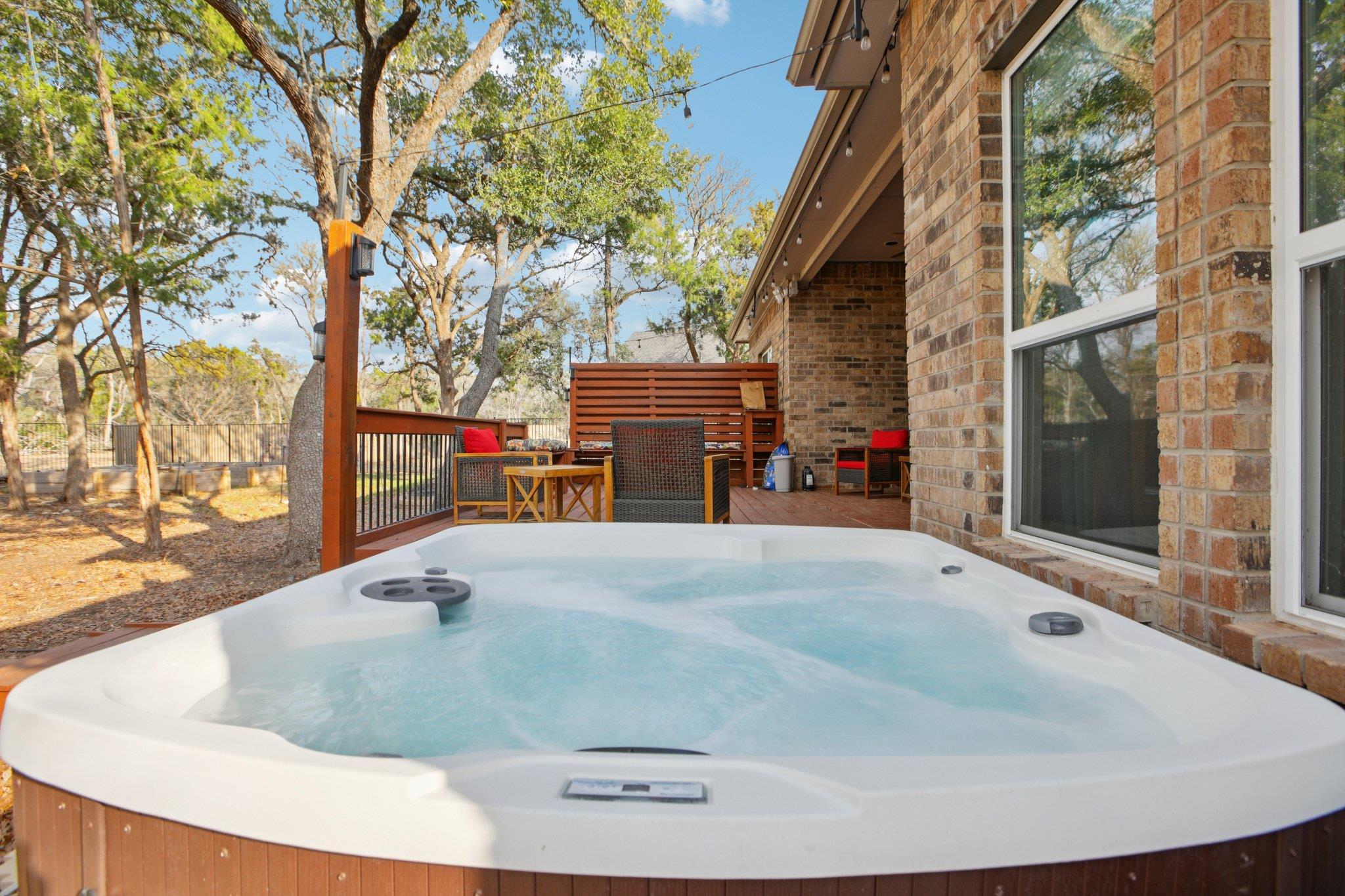 404 Ancient Oak Way, San Marcos, TX 78666