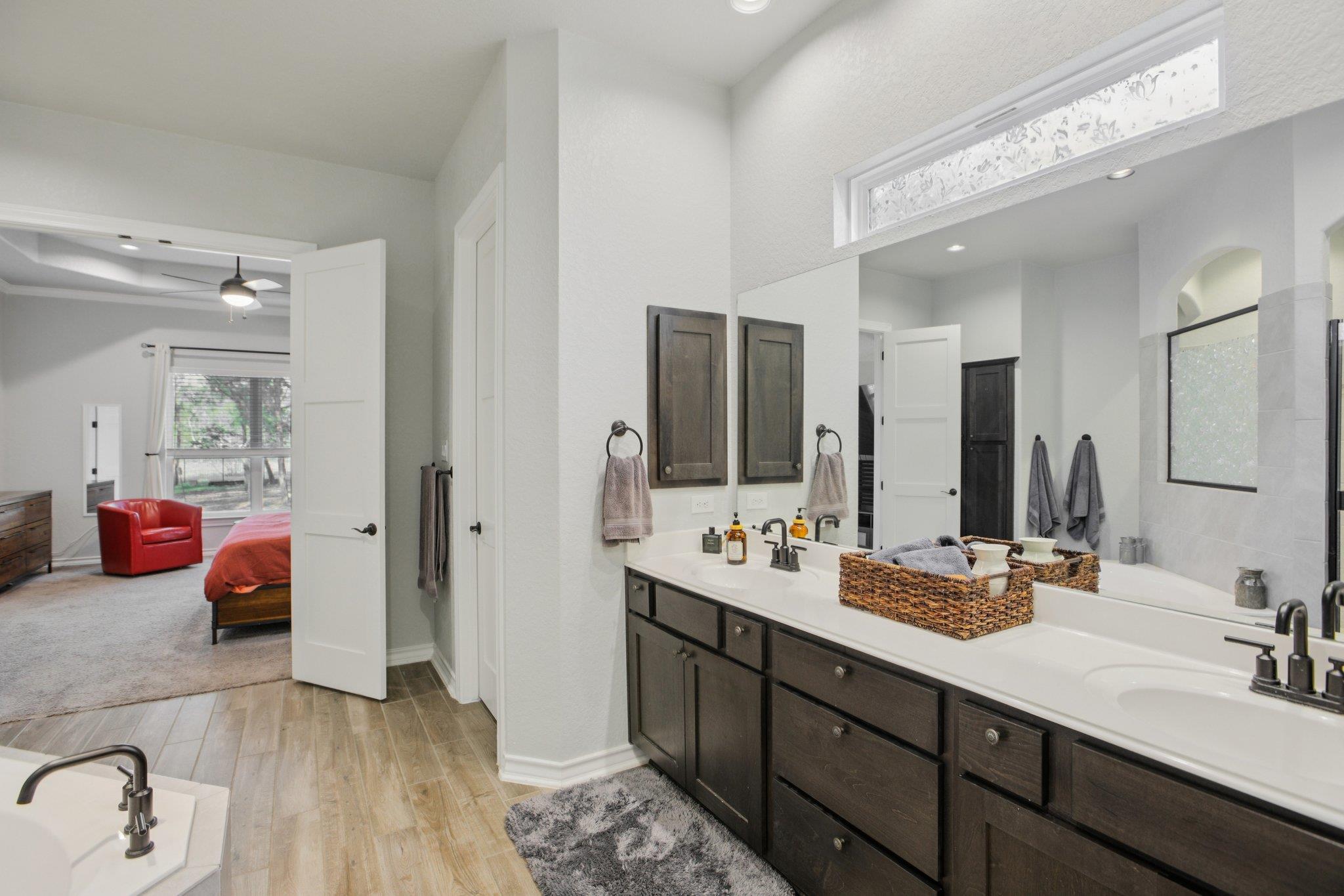 404 Ancient Oak Way, San Marcos, TX 78666