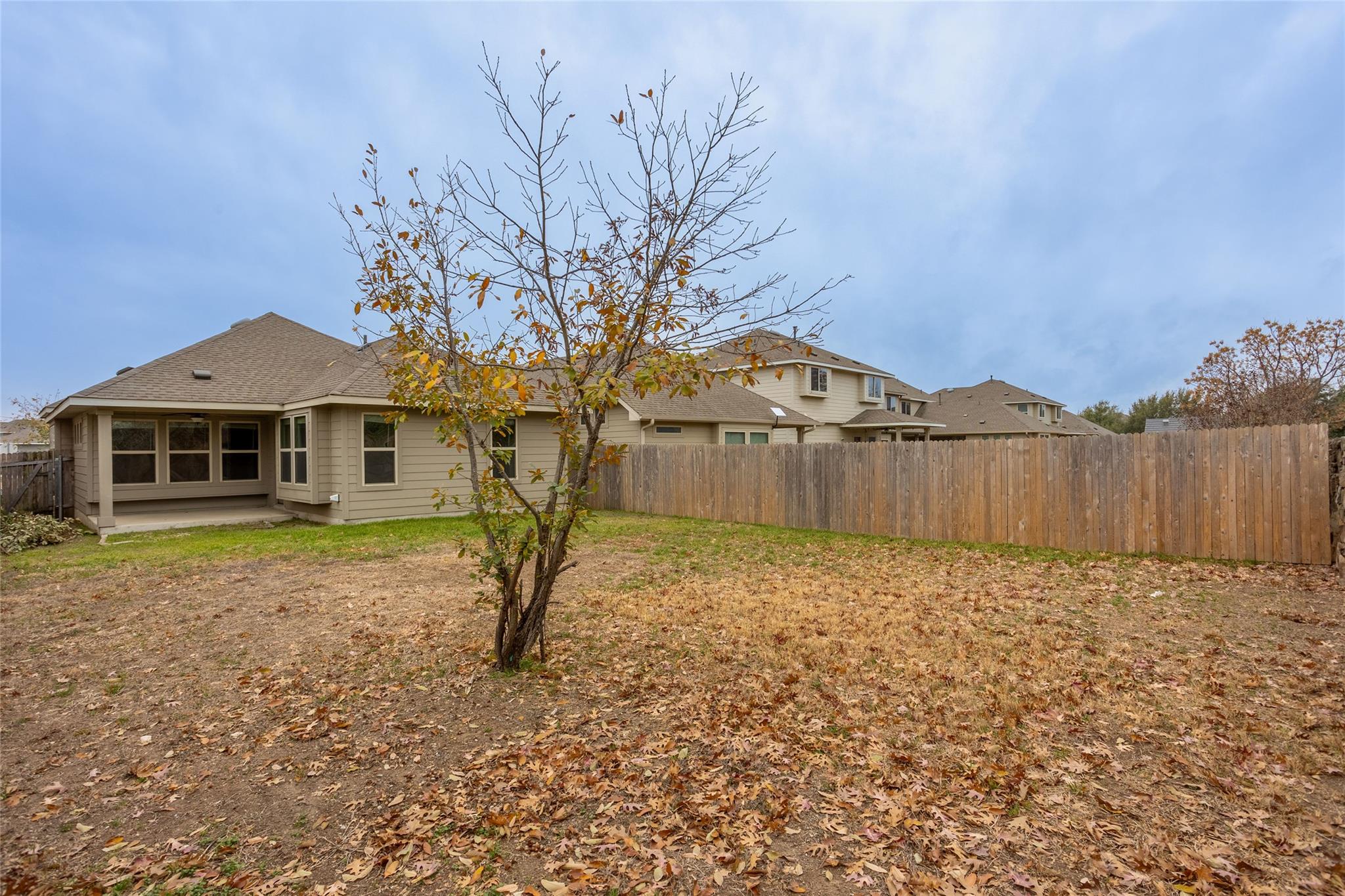 615 Stampede Rd, San Marcos, TX 78666