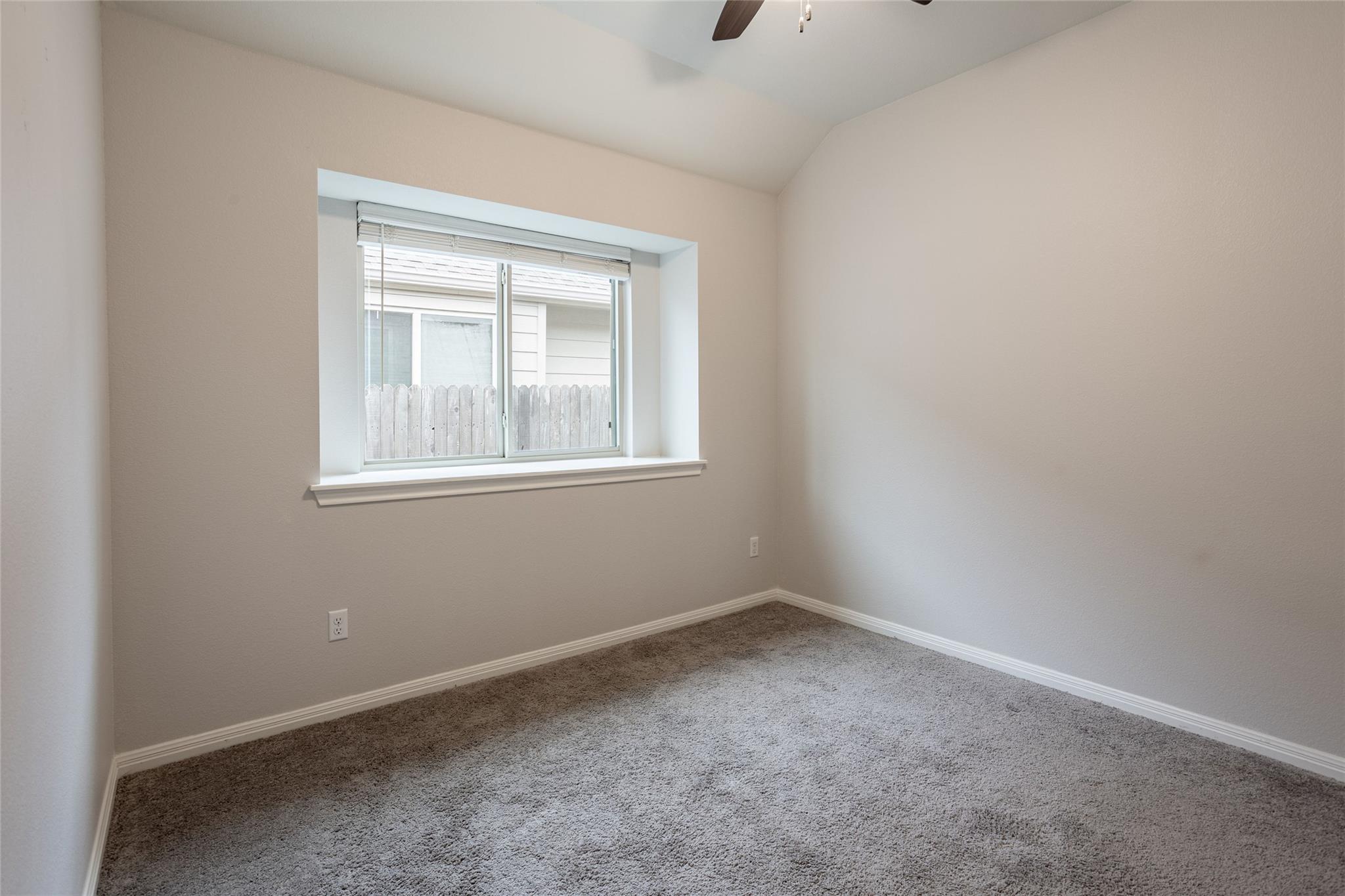 615 Stampede Rd, San Marcos, TX 78666