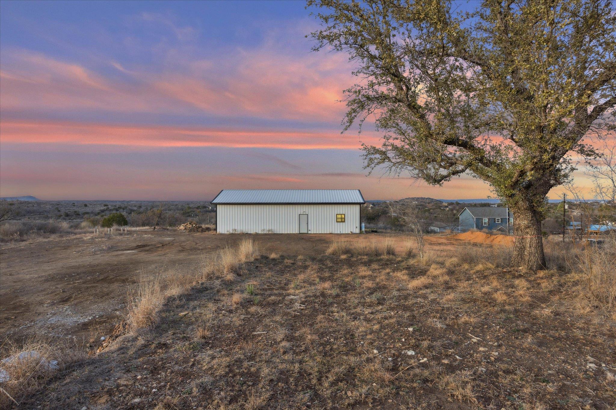 104 Paisano Dr, Horseshoe Bay, TX 78657