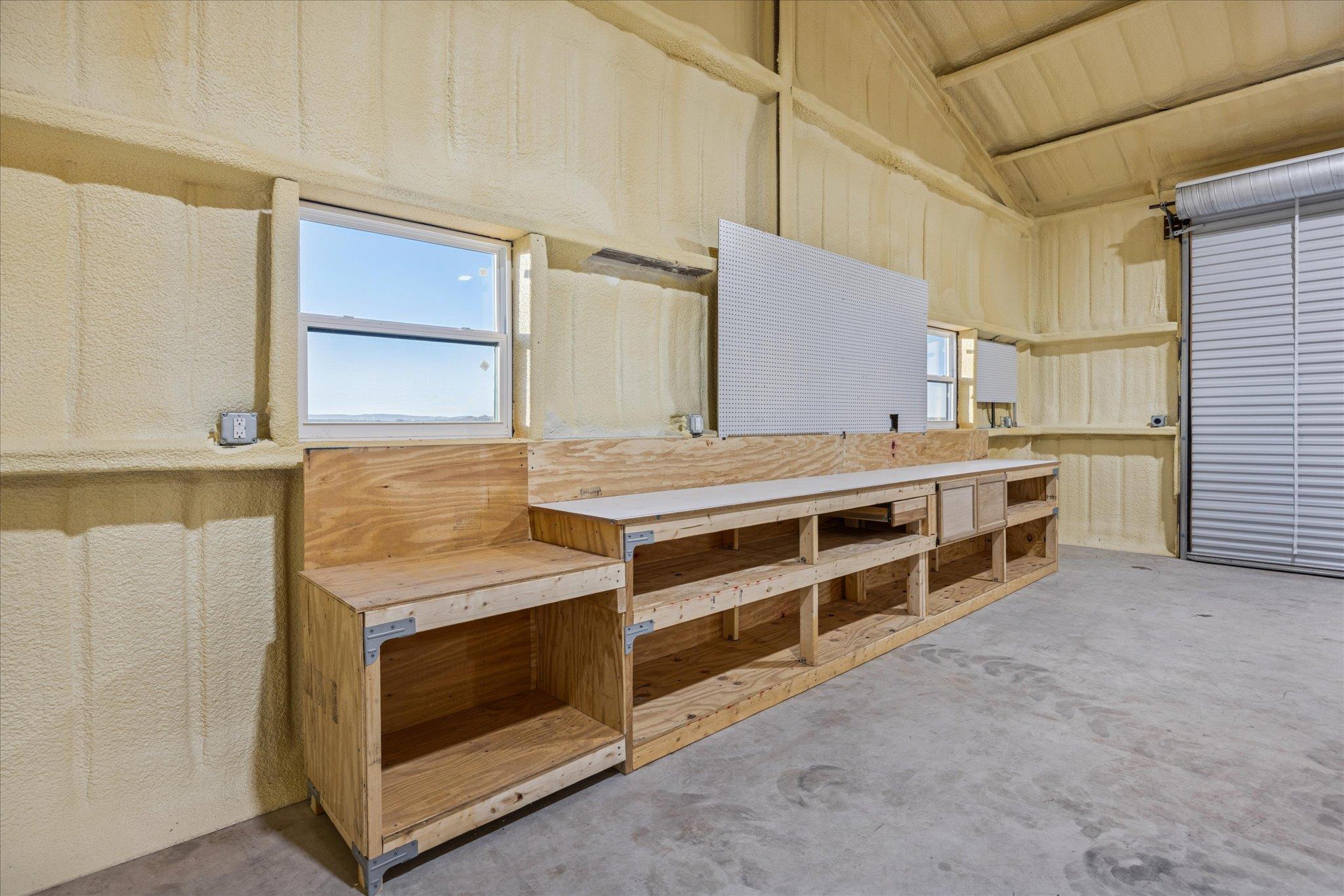 104 Paisano Dr, Horseshoe Bay, TX 78657