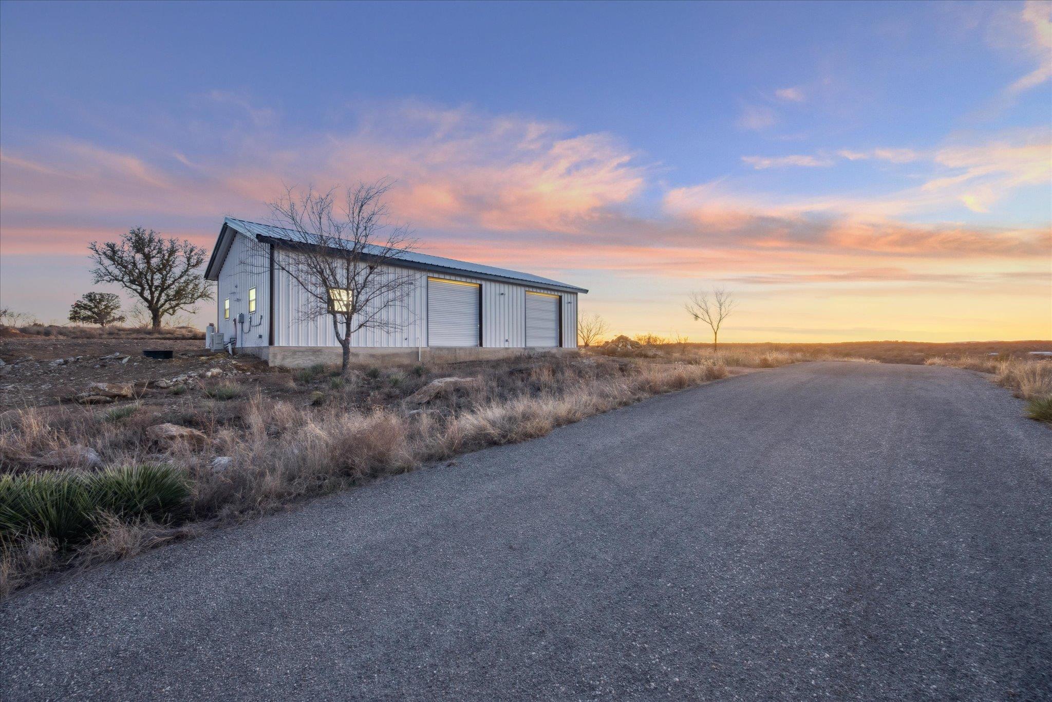 104 Paisano Dr, Horseshoe Bay, TX 78657