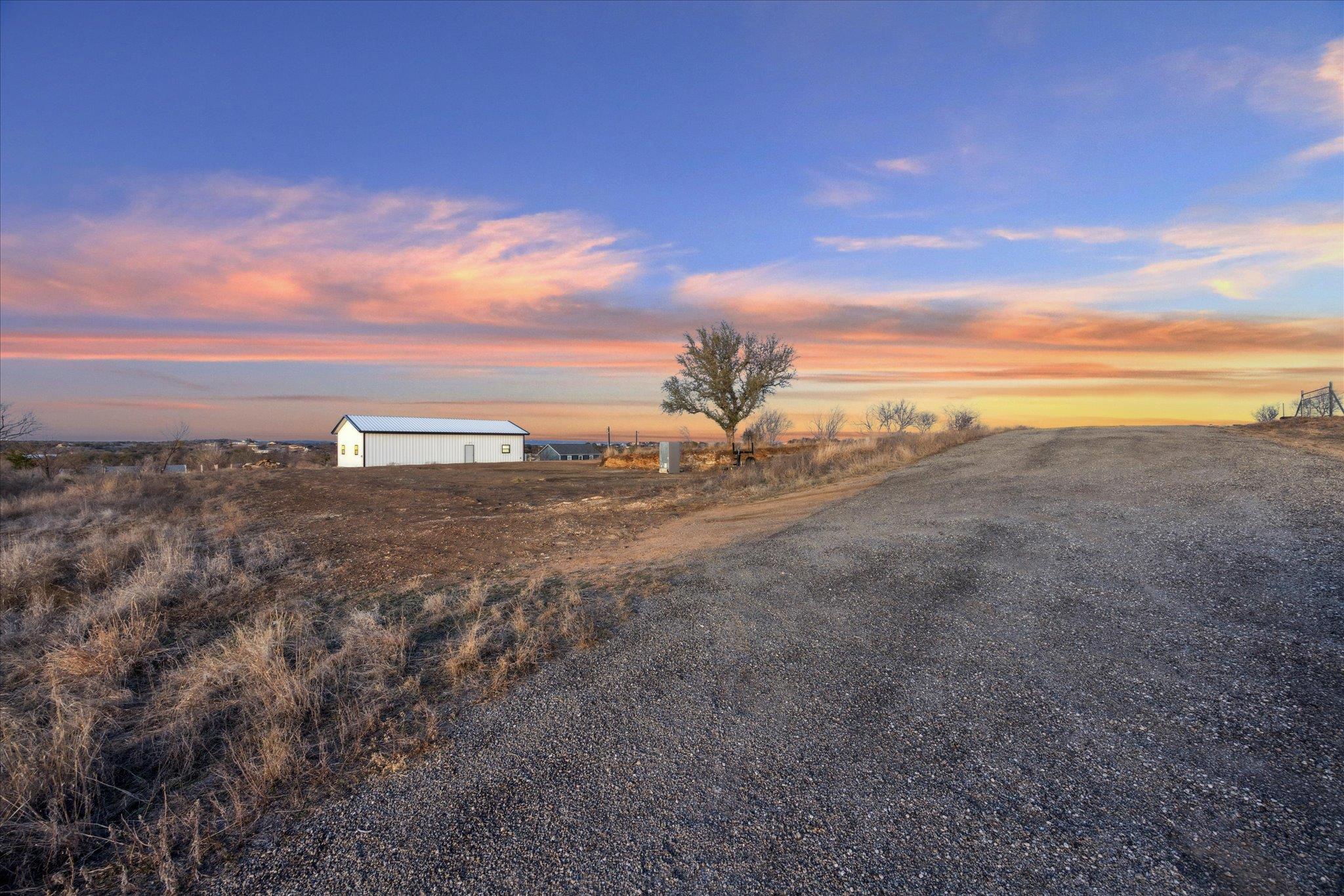 104 Paisano Dr, Horseshoe Bay, TX 78657