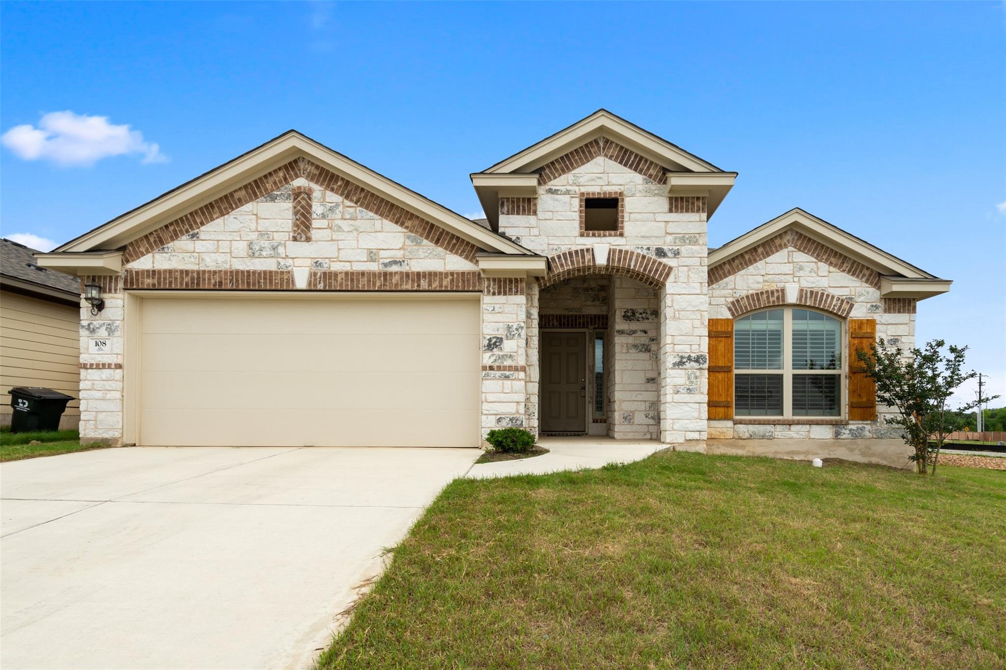 108 Sage Meadows Dr, San Marcos, TX 78666