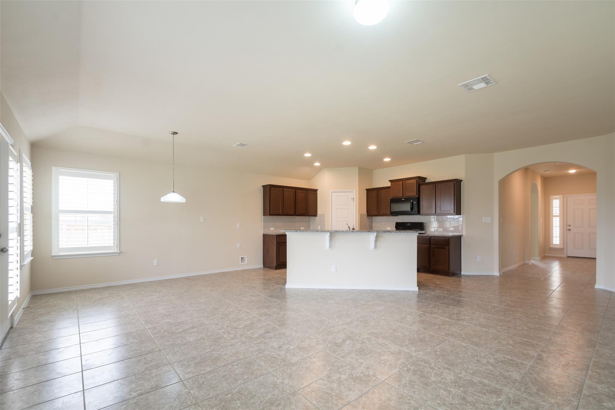 108 Sage Meadows Dr, San Marcos, TX 78666