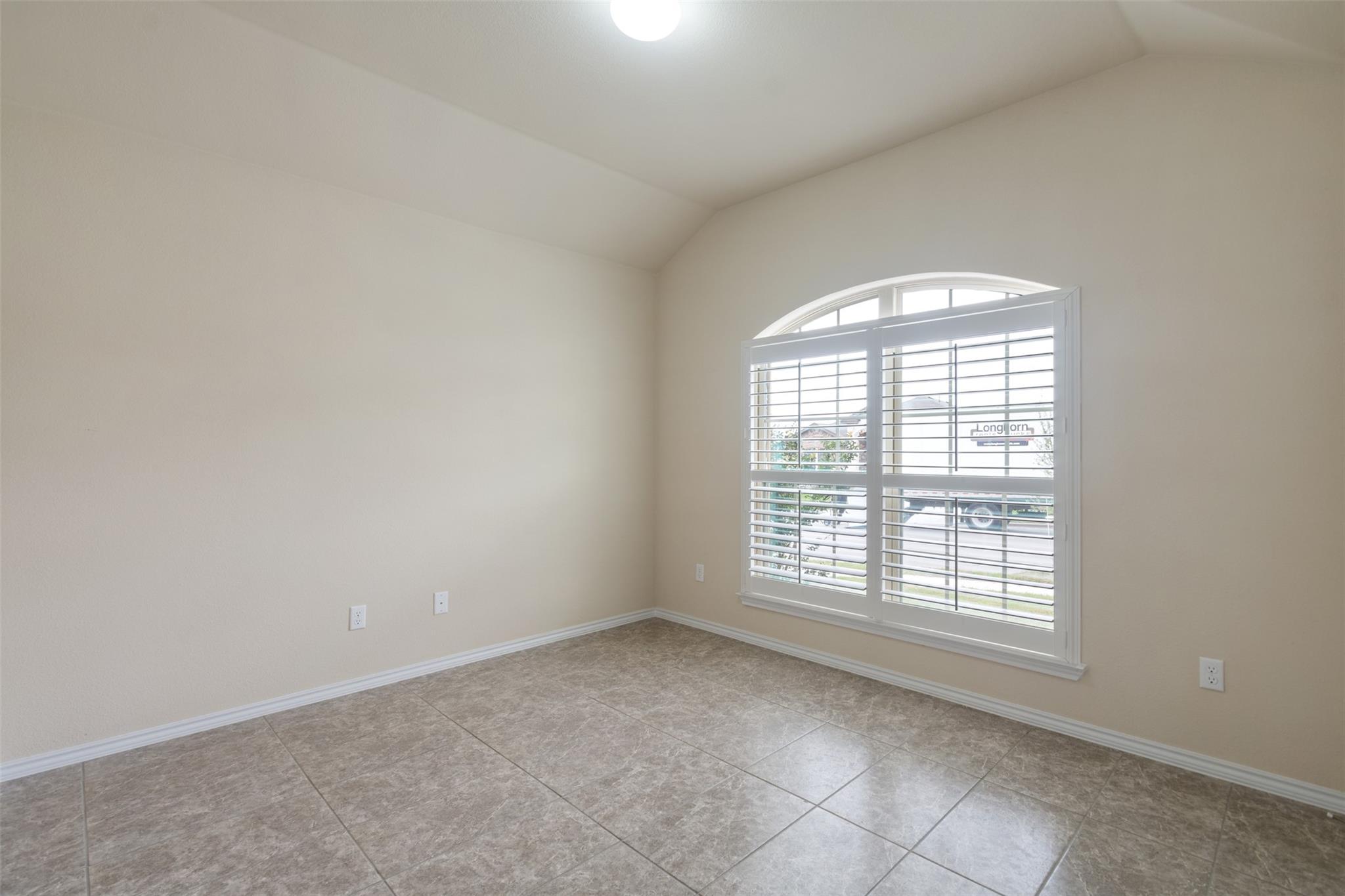 108 Sage Meadows Dr, San Marcos, TX 78666