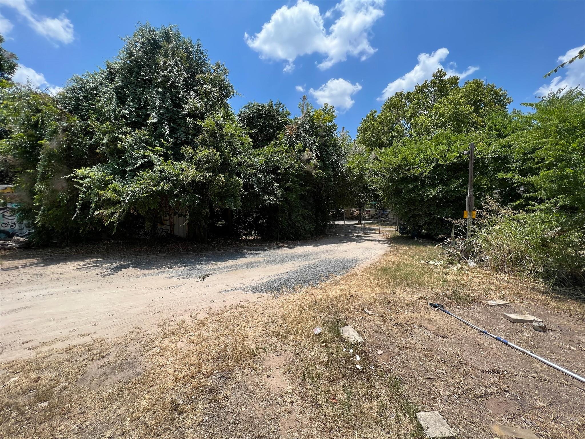 914 Shady Ln # Tract 1, Austin, TX 78702