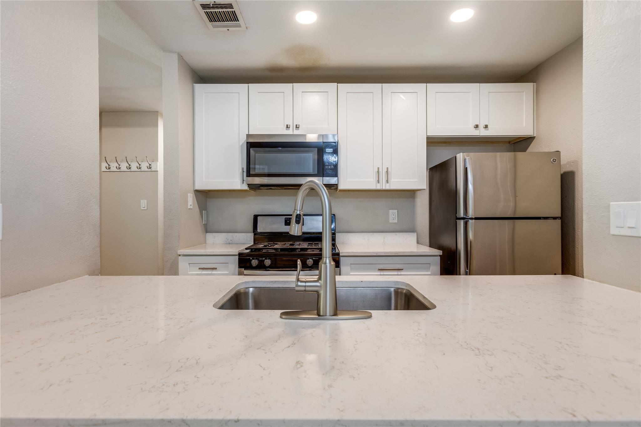 11301 NICOLE Cv # C, Austin, TX 78753