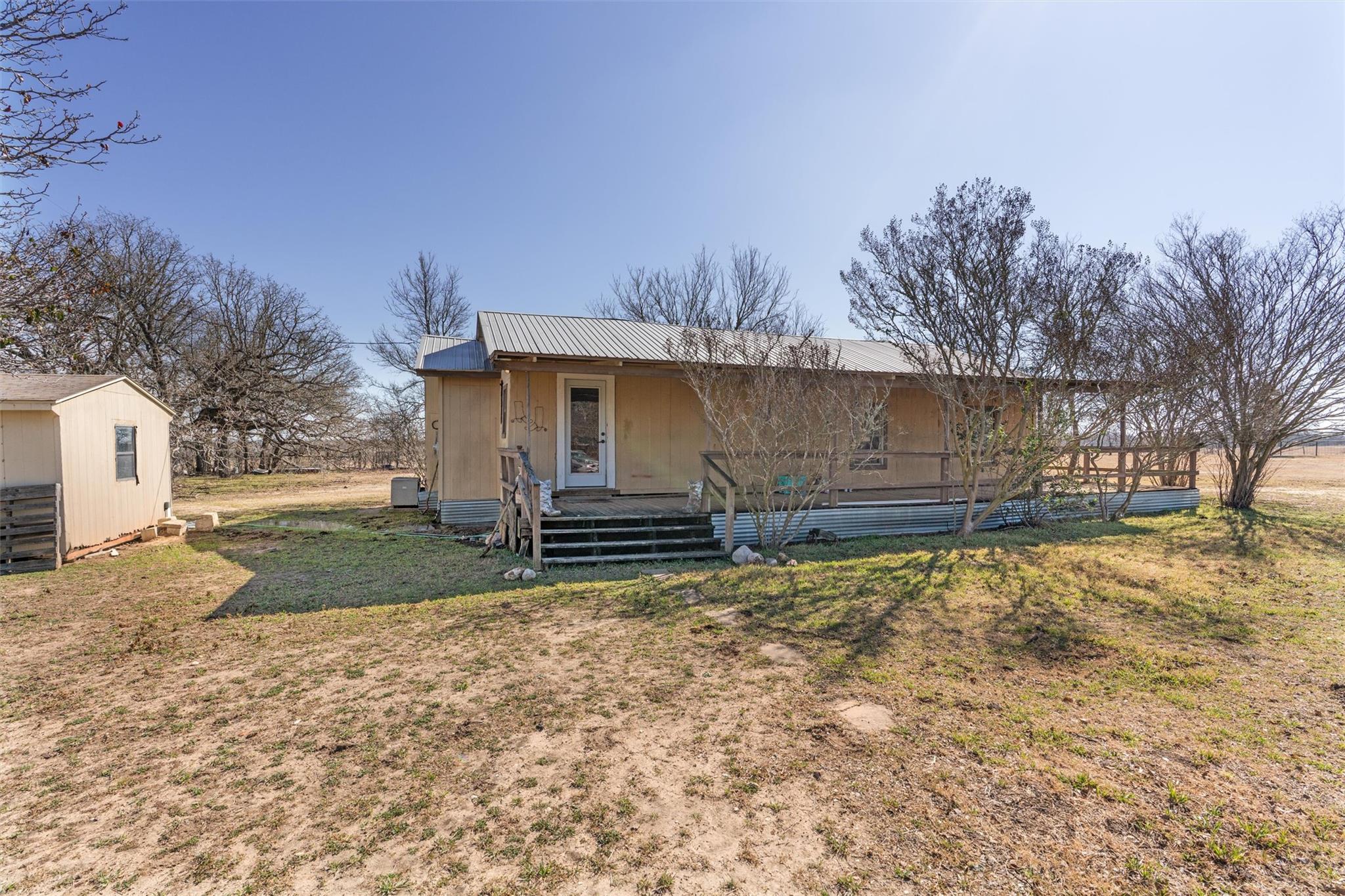 173 County Road 458A, Thorndale, TX 76577