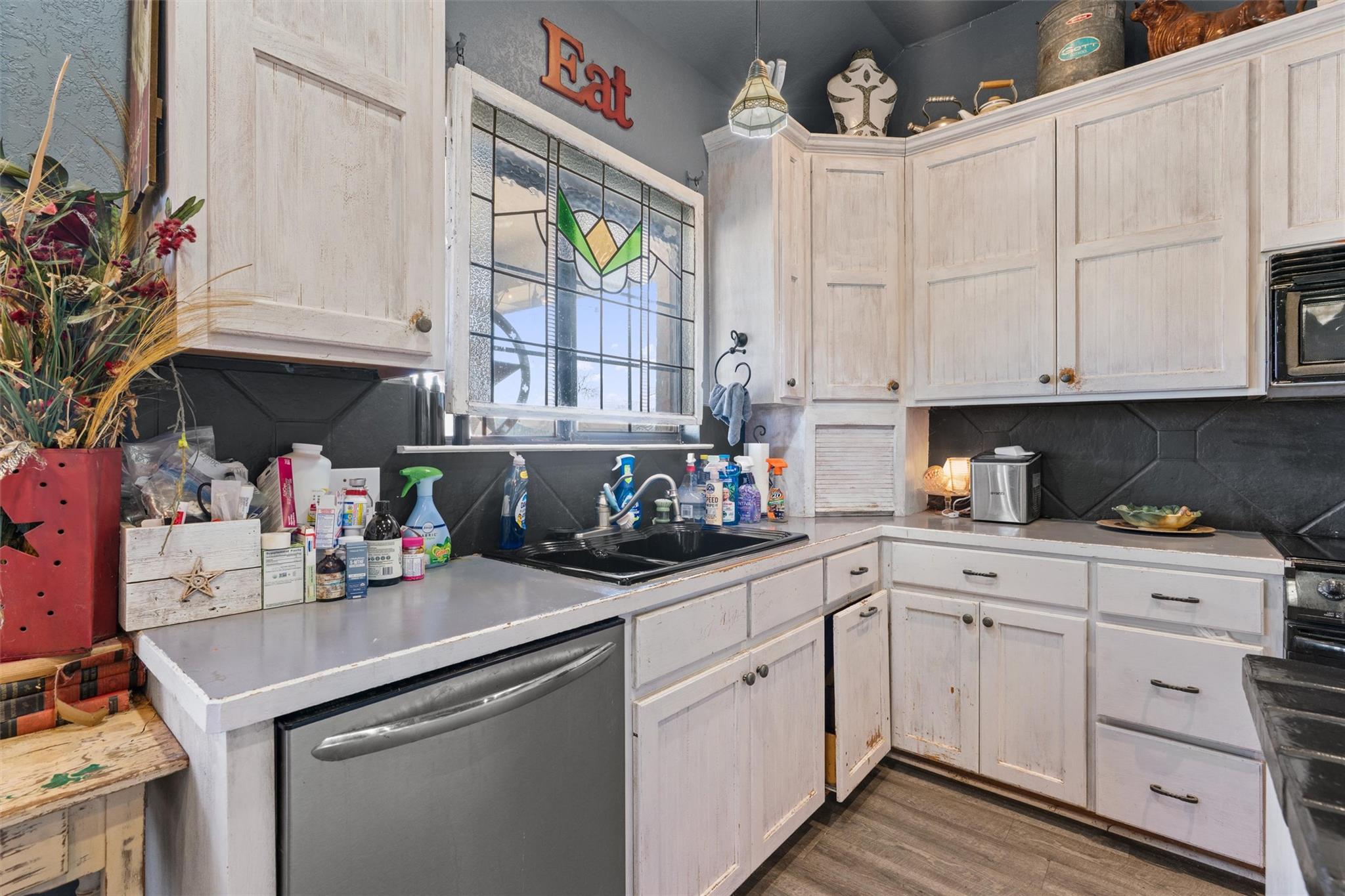 173 County Road 458A, Thorndale, TX 76577