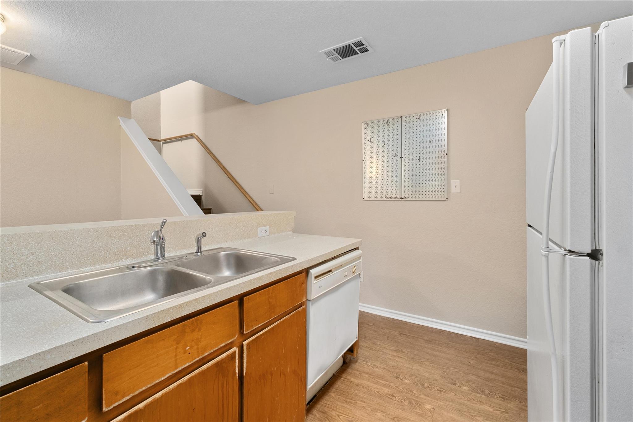 2904 Kestrel Dr # A, Austin, TX 78745