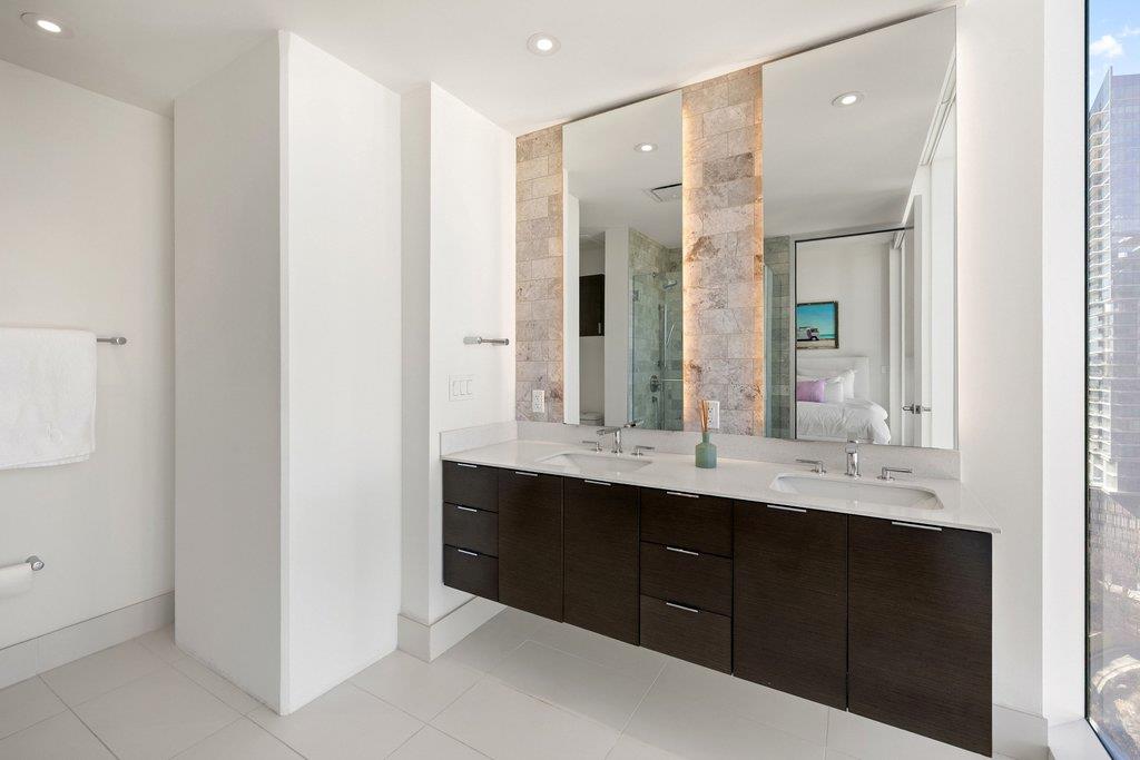 301 West Ave # 1701, Austin, TX 78701