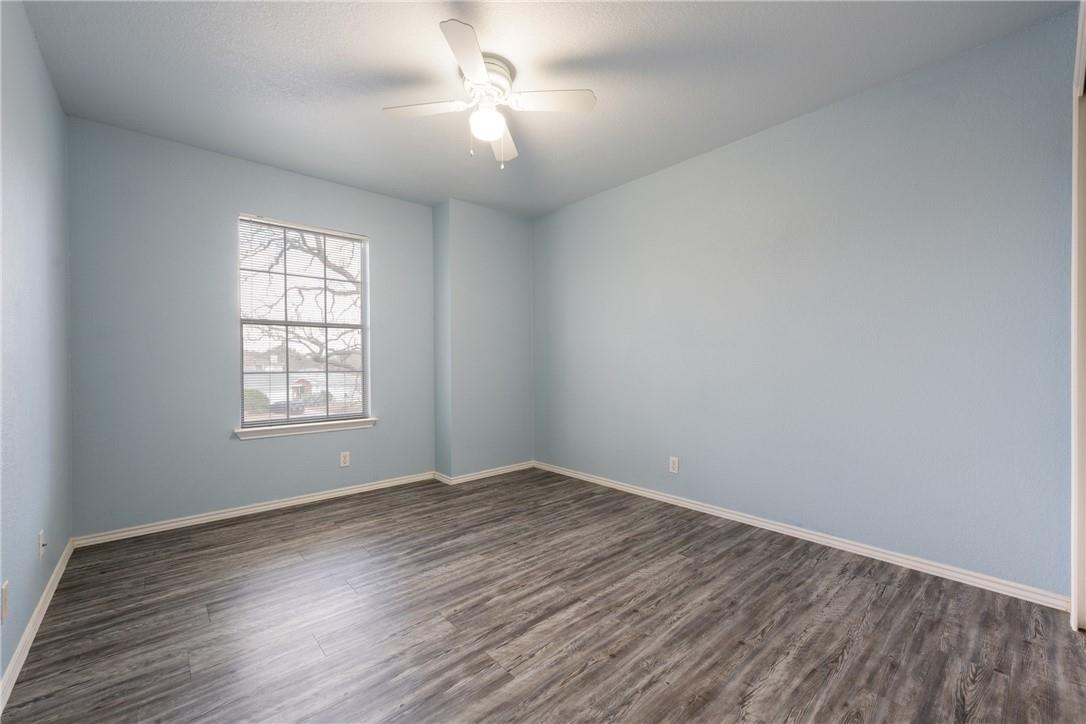 102 Presidio Dr, Leander, TX 78641