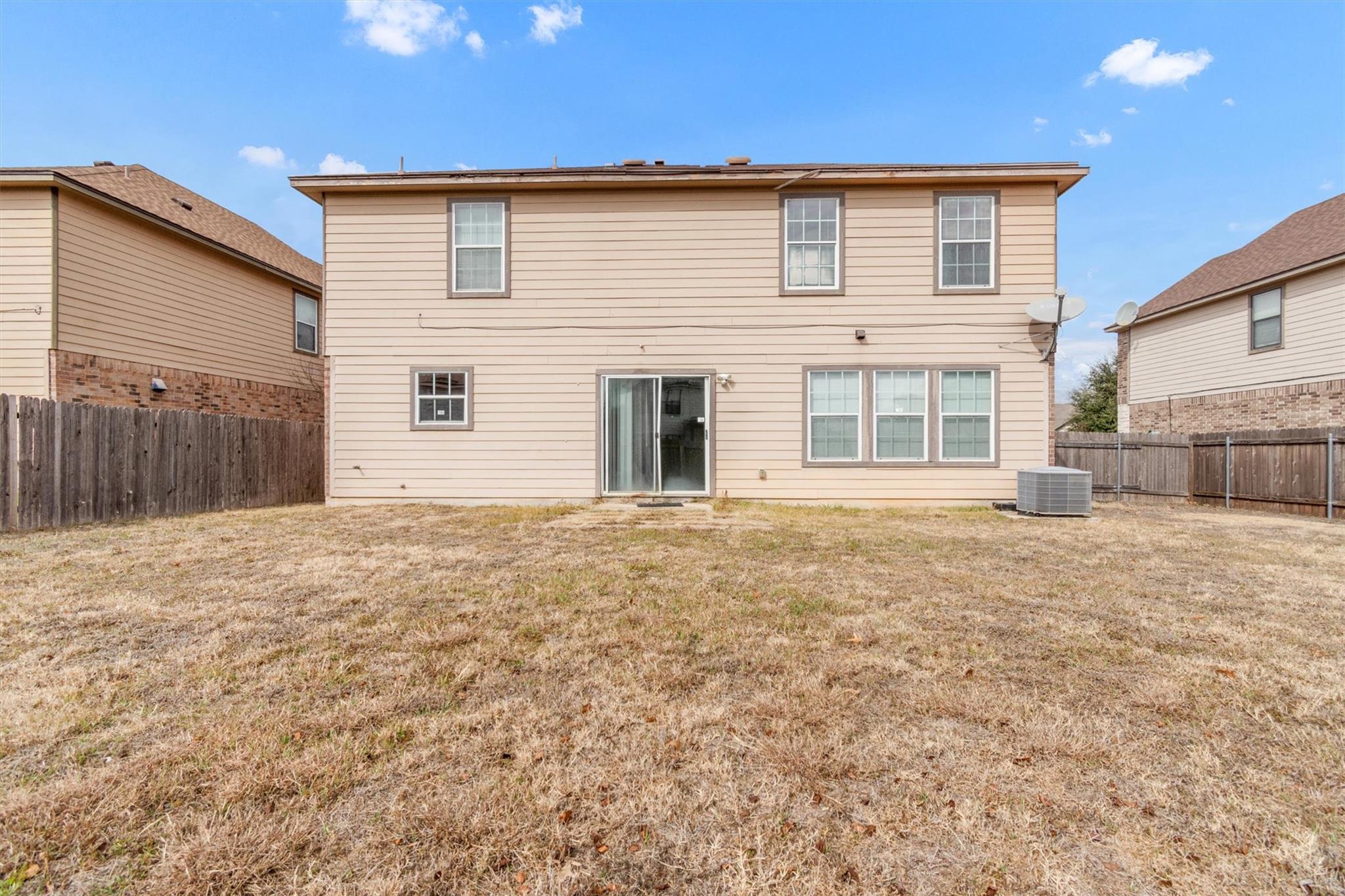 2008 Sydnee Dr, Leander, TX 78641