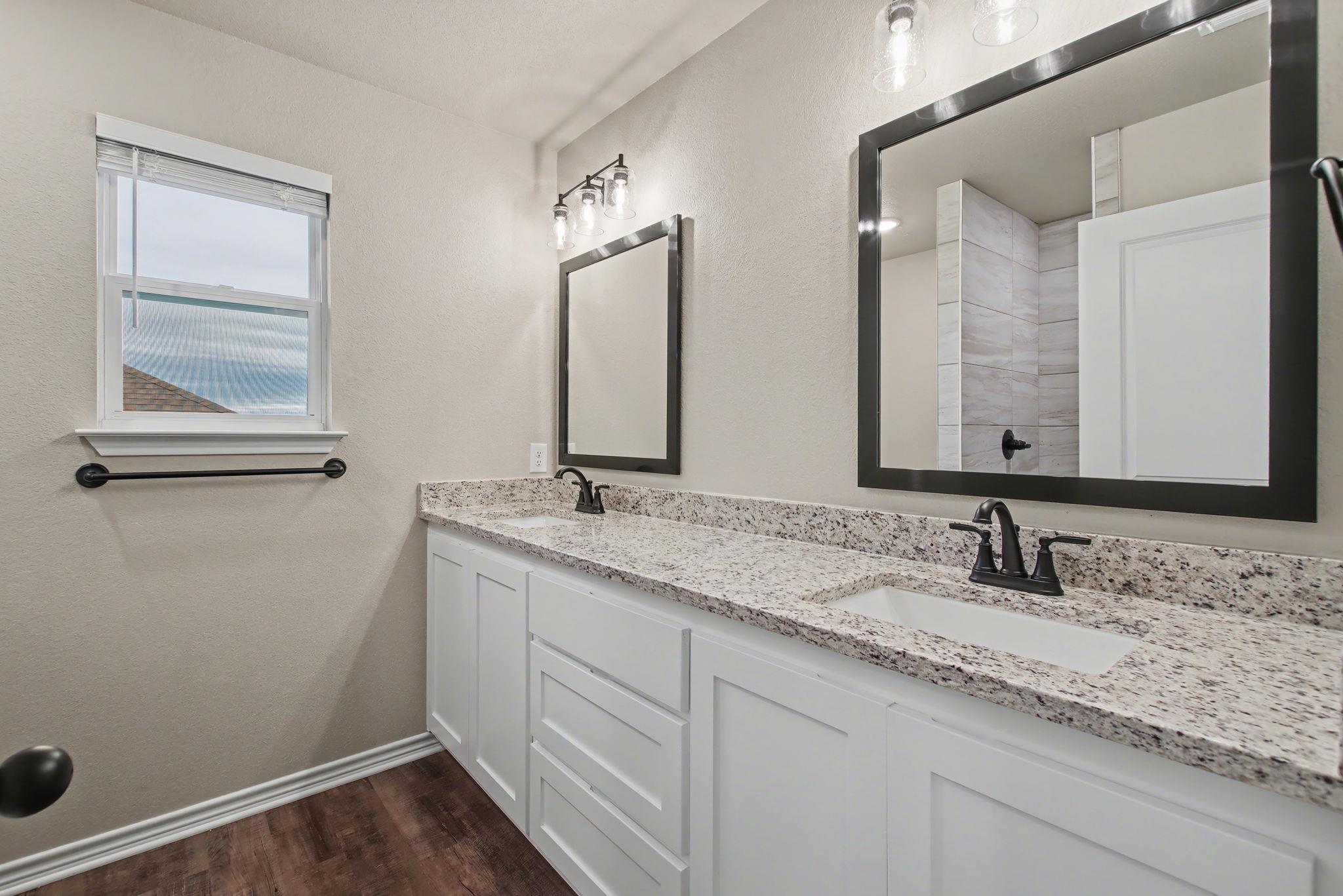 206 Water Well Rd, Burnet, TX 78611