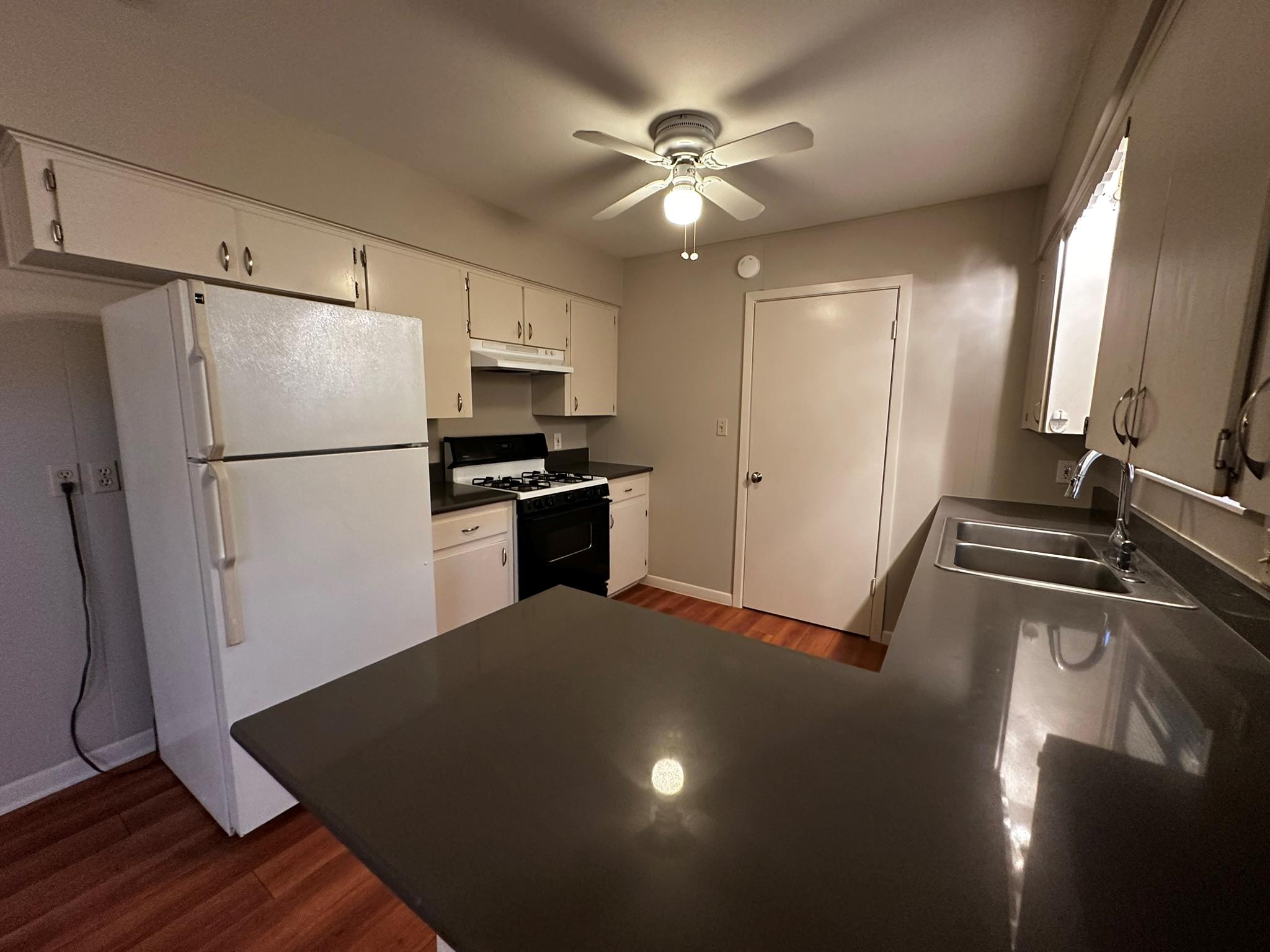 2104 WORDSWORTH Dr # B, Austin, TX 78704