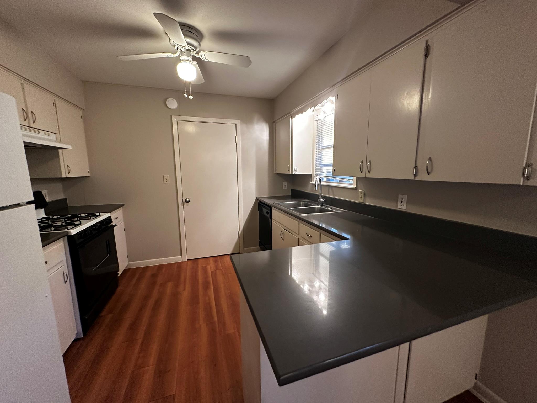 2104 WORDSWORTH Dr # B, Austin, TX 78704