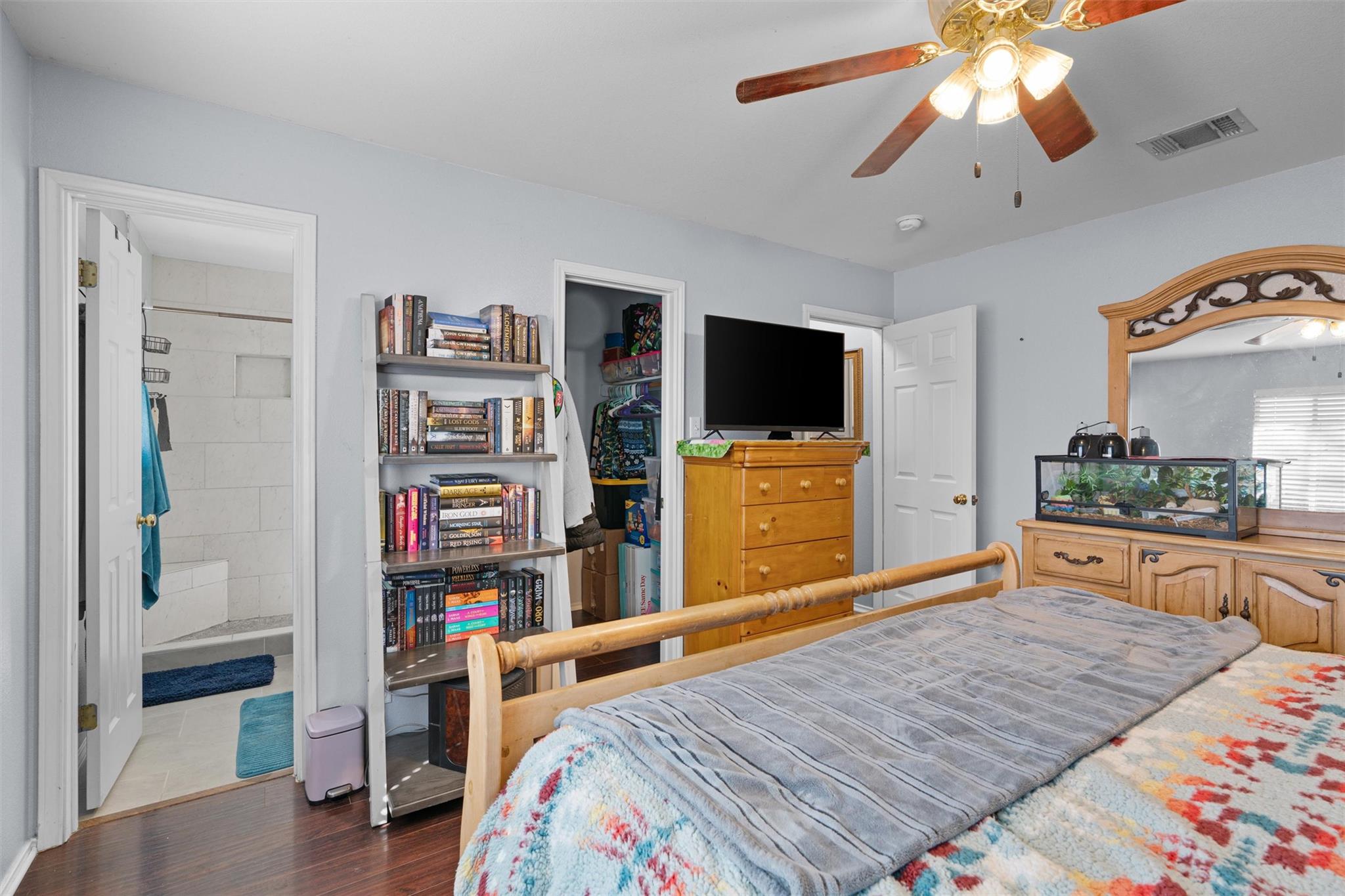 128 Steven St, Hutto, TX 78634