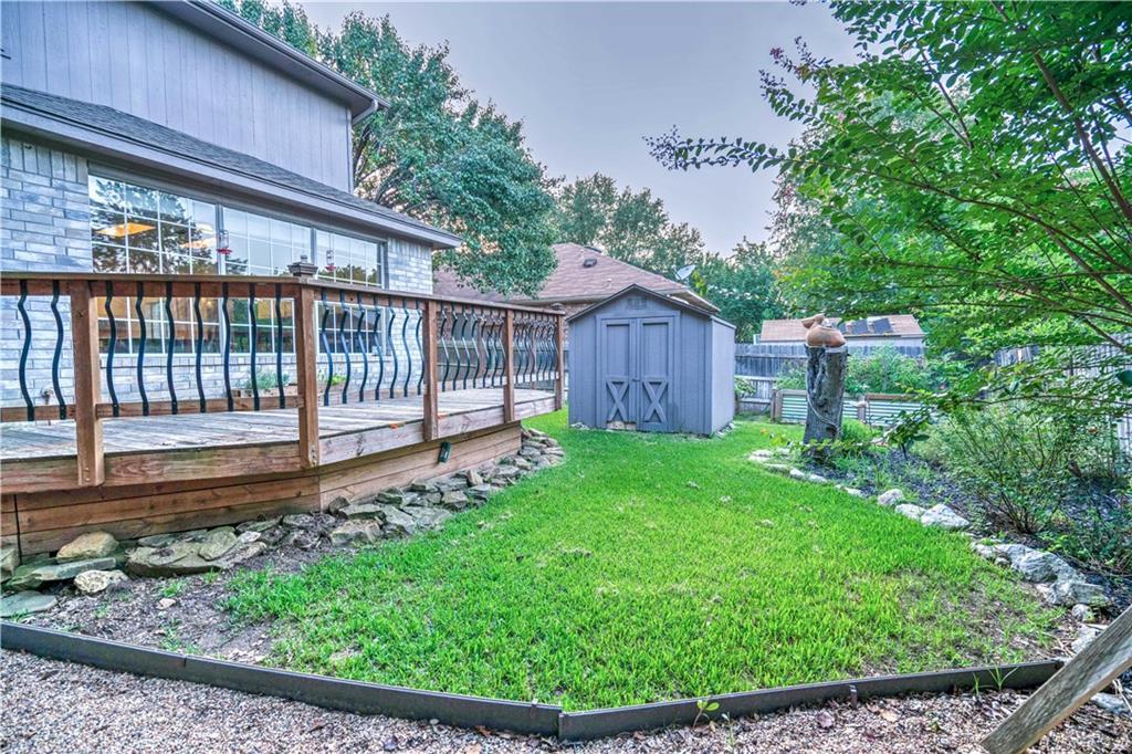 1009 Oaklands Dr, Round Rock, TX 78681