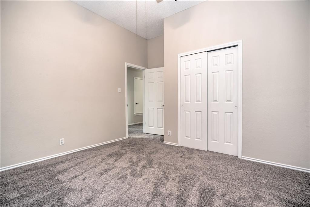 1009 Oaklands Dr, Round Rock, TX 78681