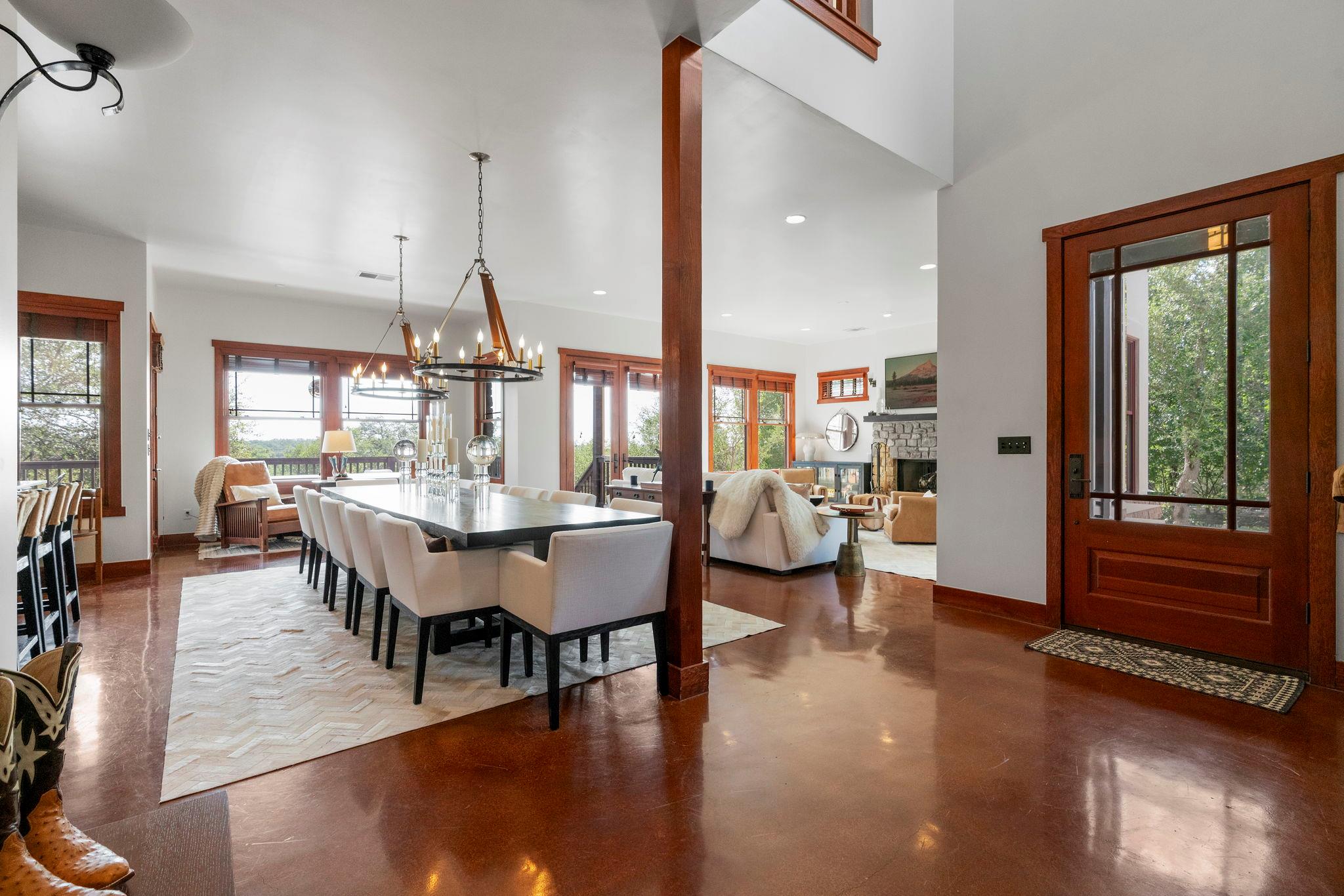 21311 Hamilton Pool Rd, Dripping Springs, TX 78620