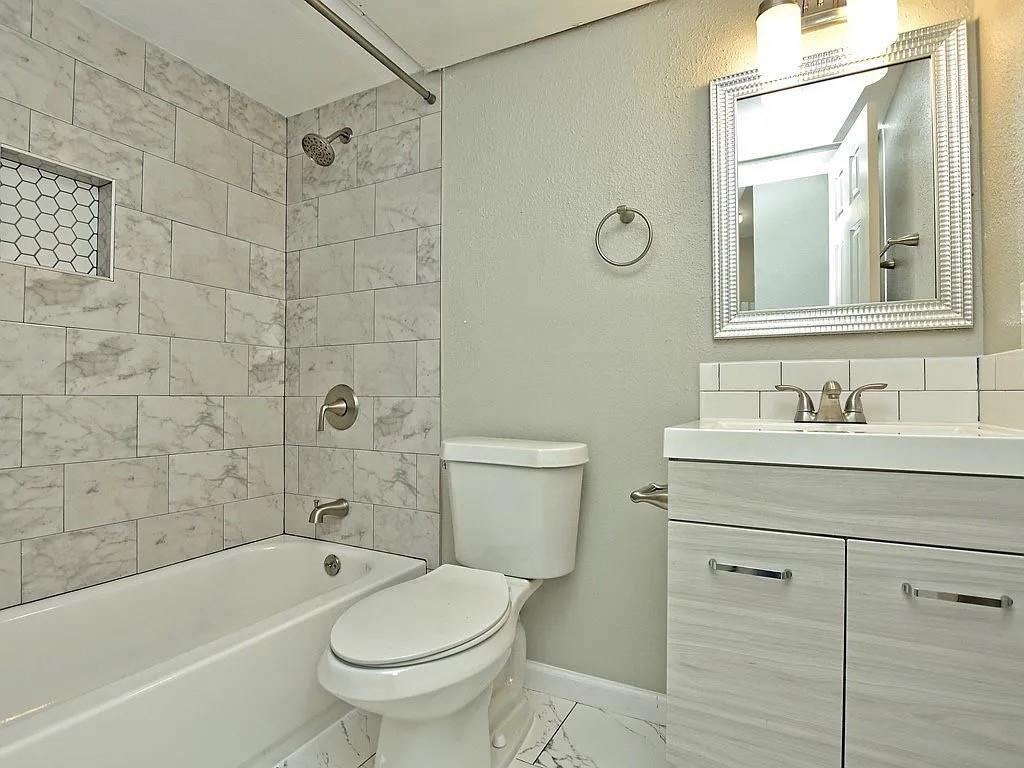 5209 Tahoe Trail # B, Austin, TX 78745