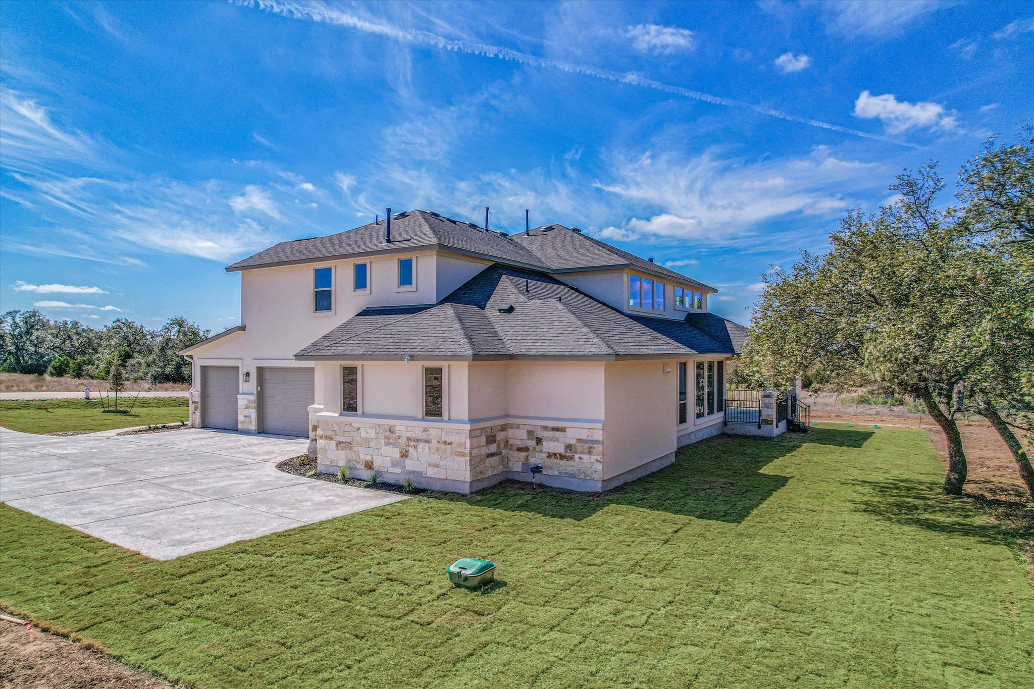 3089 Green Grange Ln, Leander, TX 78641