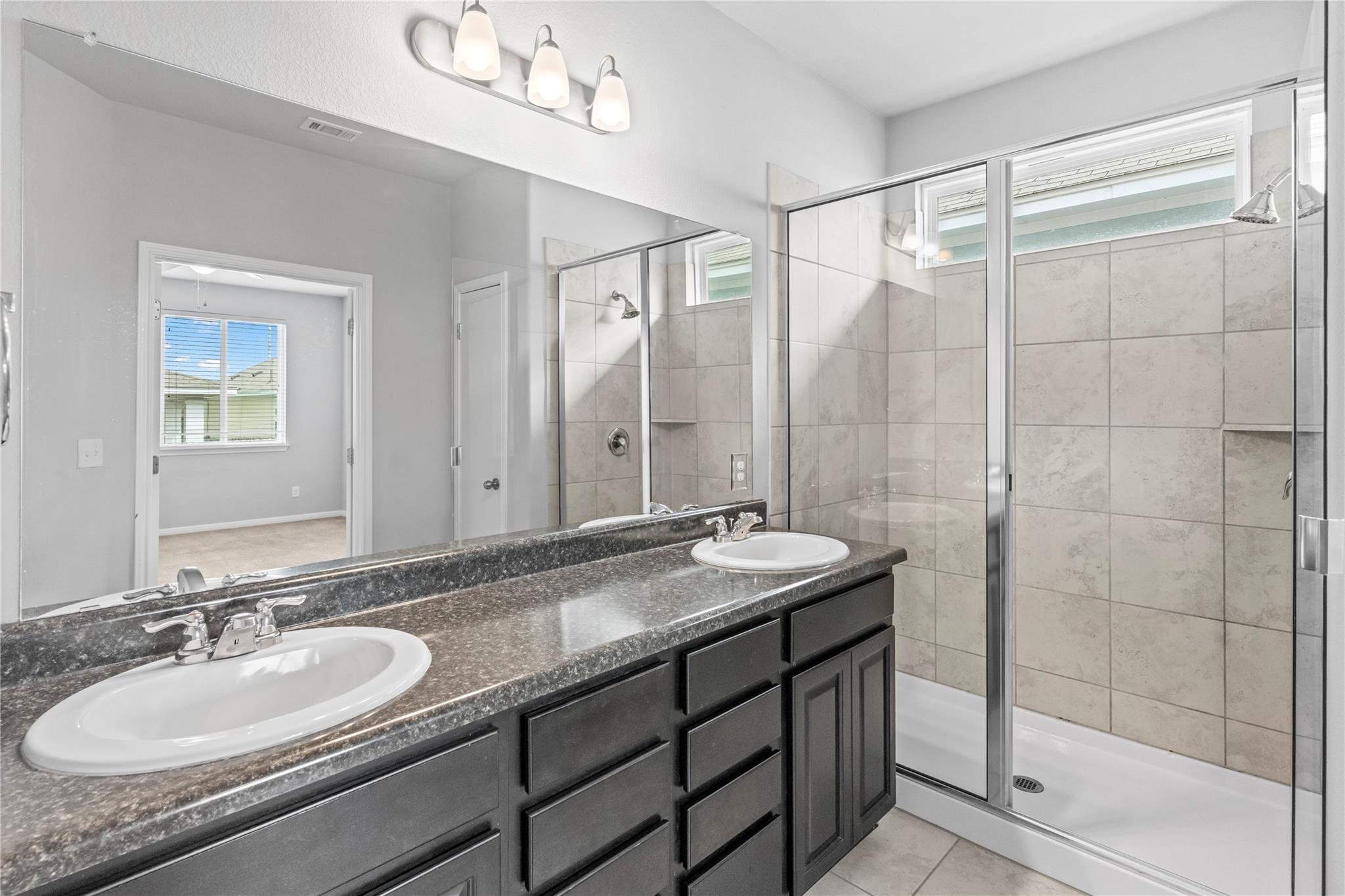 245 E Broade St, Leander, TX 78641