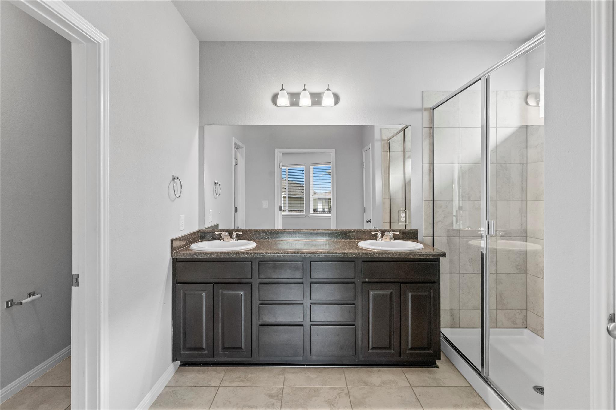 245 E Broade St, Leander, TX 78641