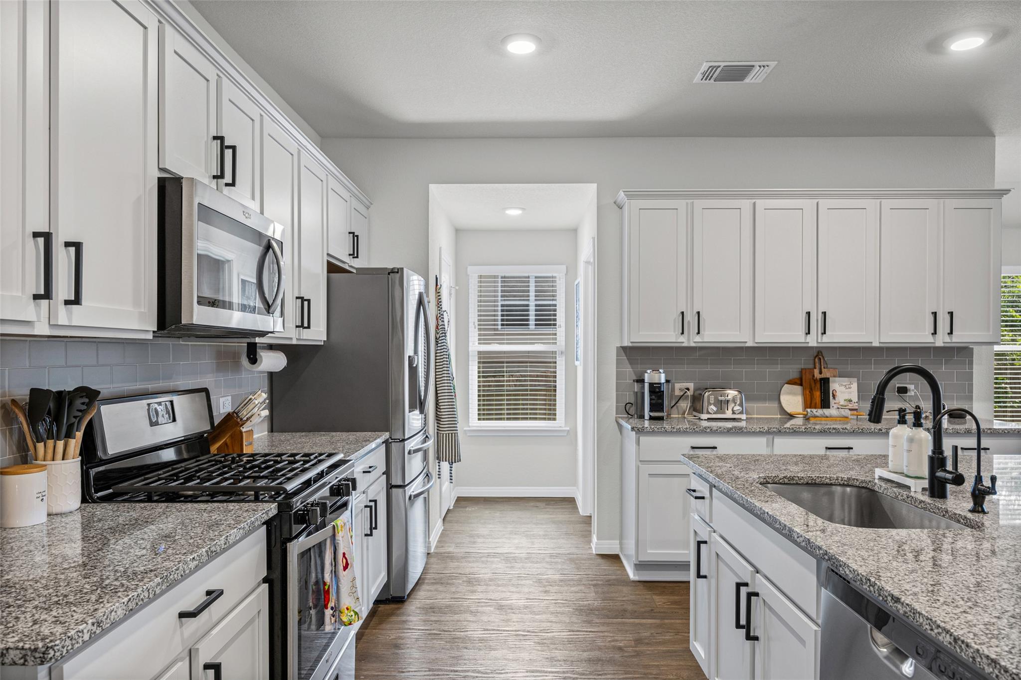 20120 Andrew Johnson Dr, Manor, TX 78653