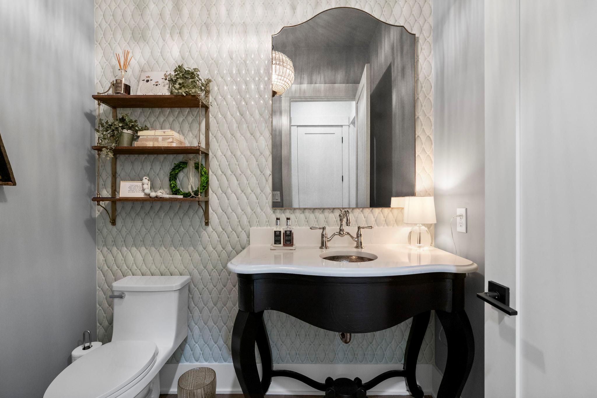 442 Delayne Dr, Austin, TX 78737