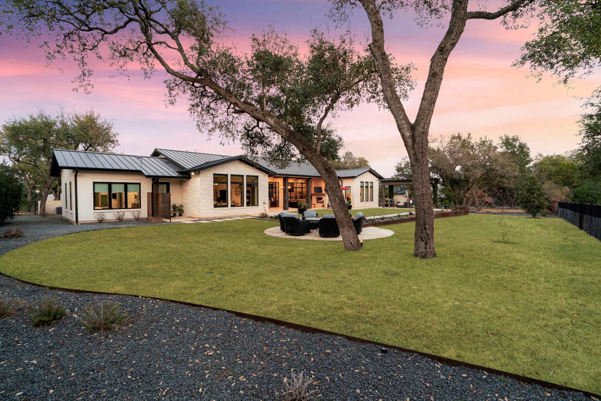 442 Delayne Dr, Austin, TX 78737