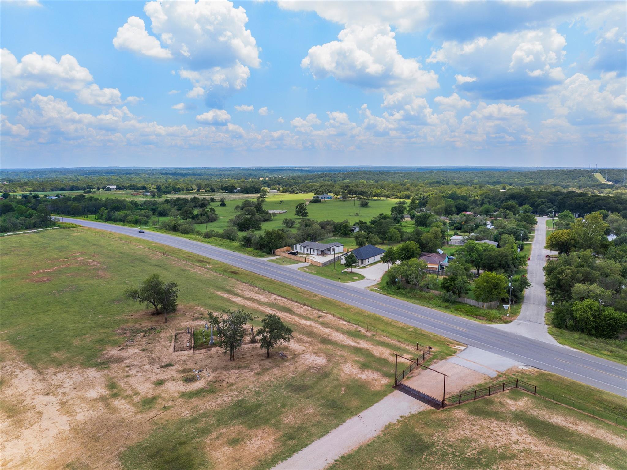 962 SH 304, Bastrop, TX 78602