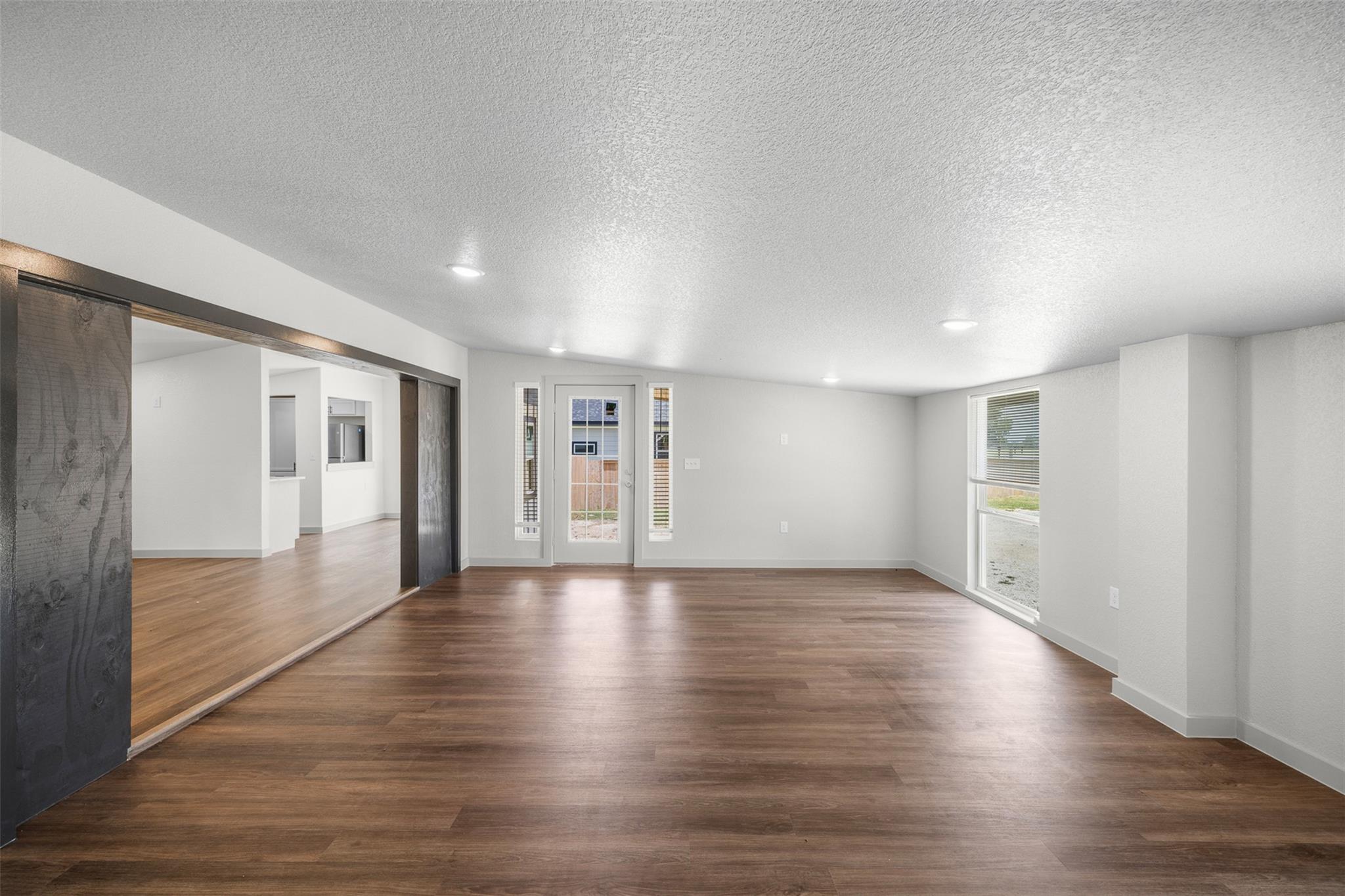 962 SH 304, Bastrop, TX 78602