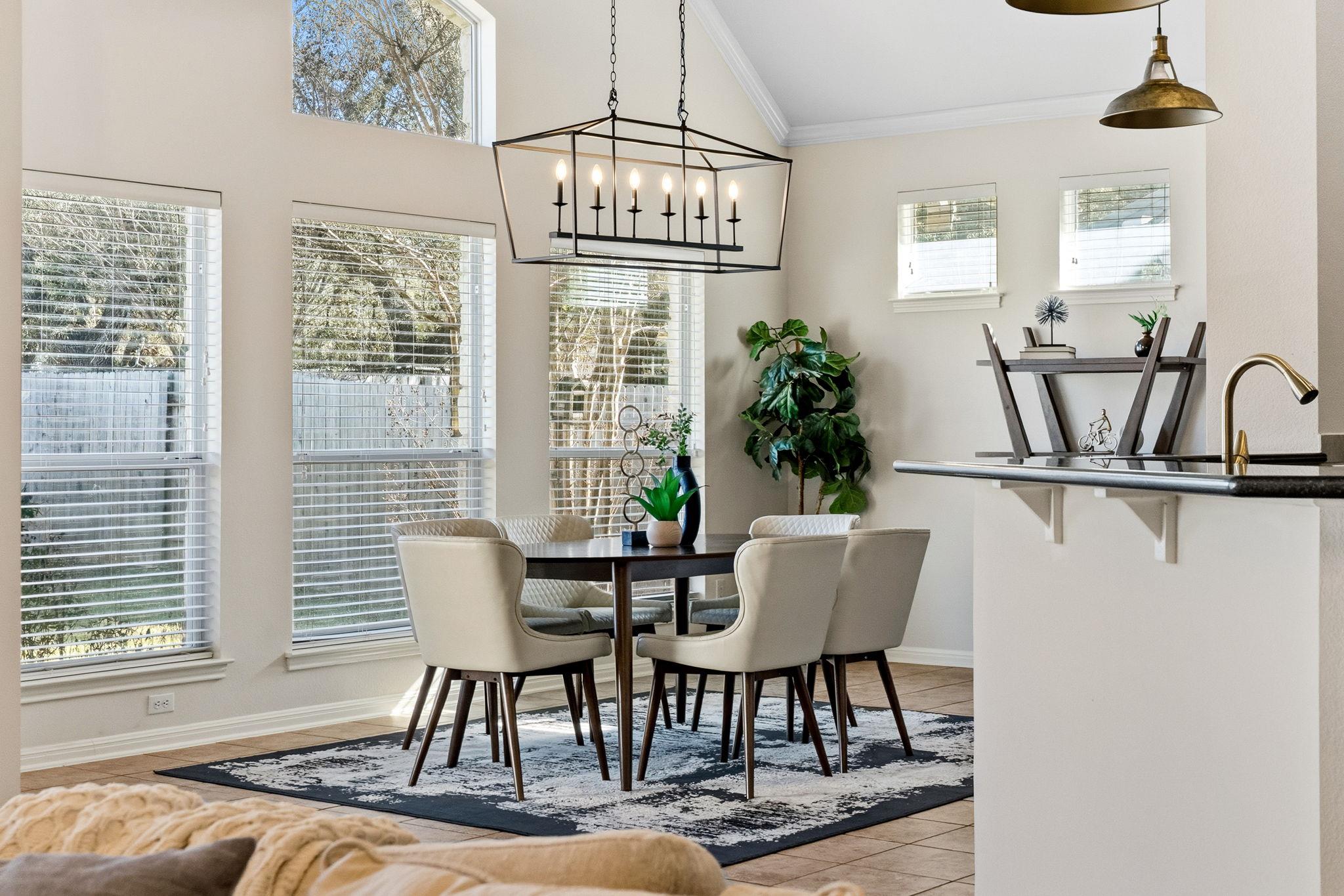 9613 INDINA HILLS Dr, Austin, TX 78717