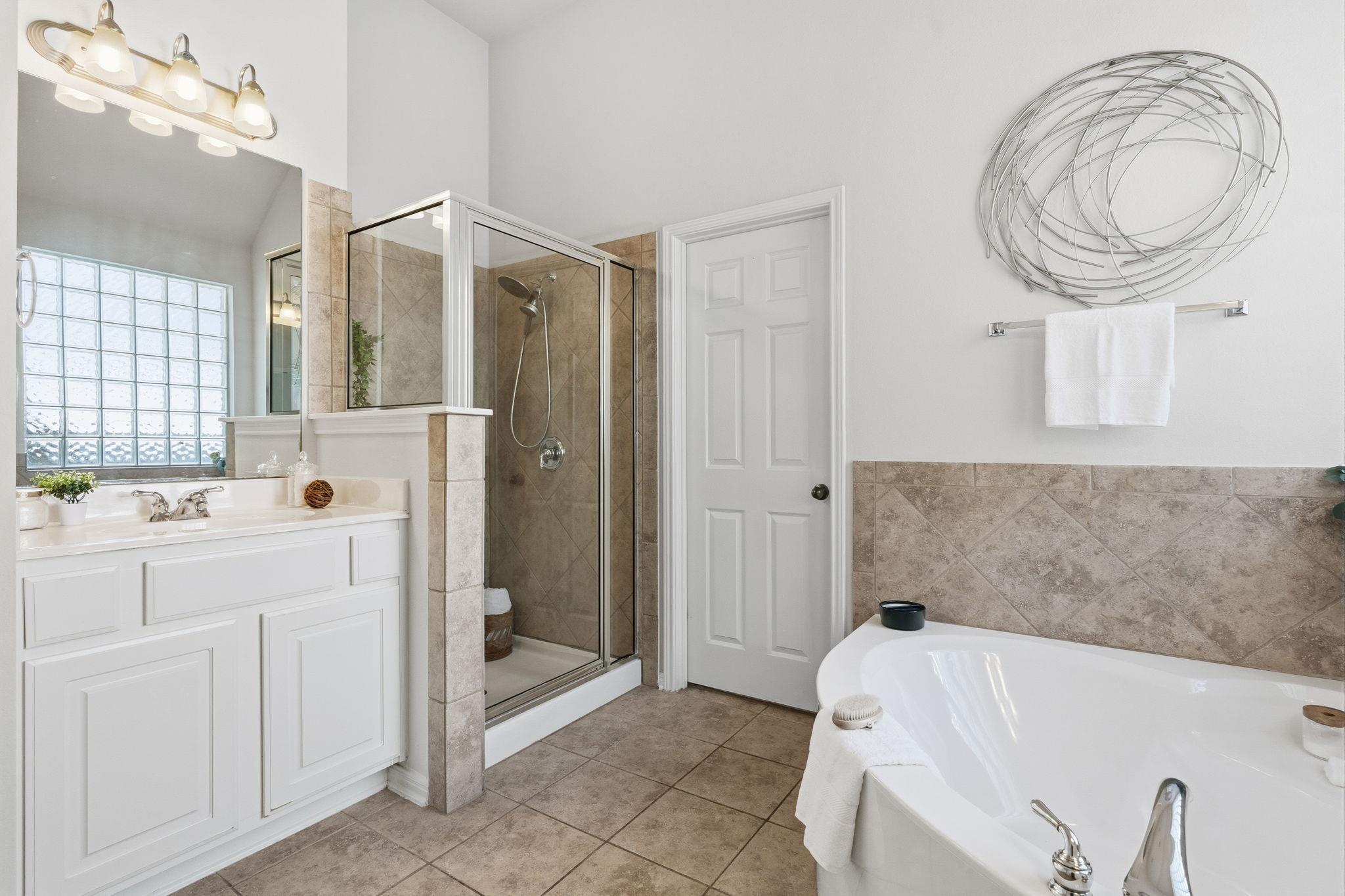 9613 INDINA HILLS Dr, Austin, TX 78717