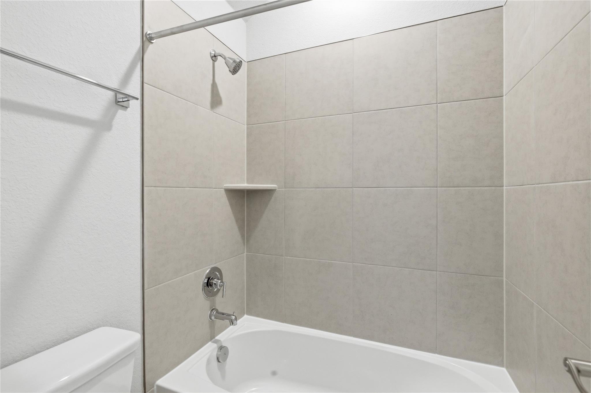 305 Brandywine Rd, Hutto, TX 78634