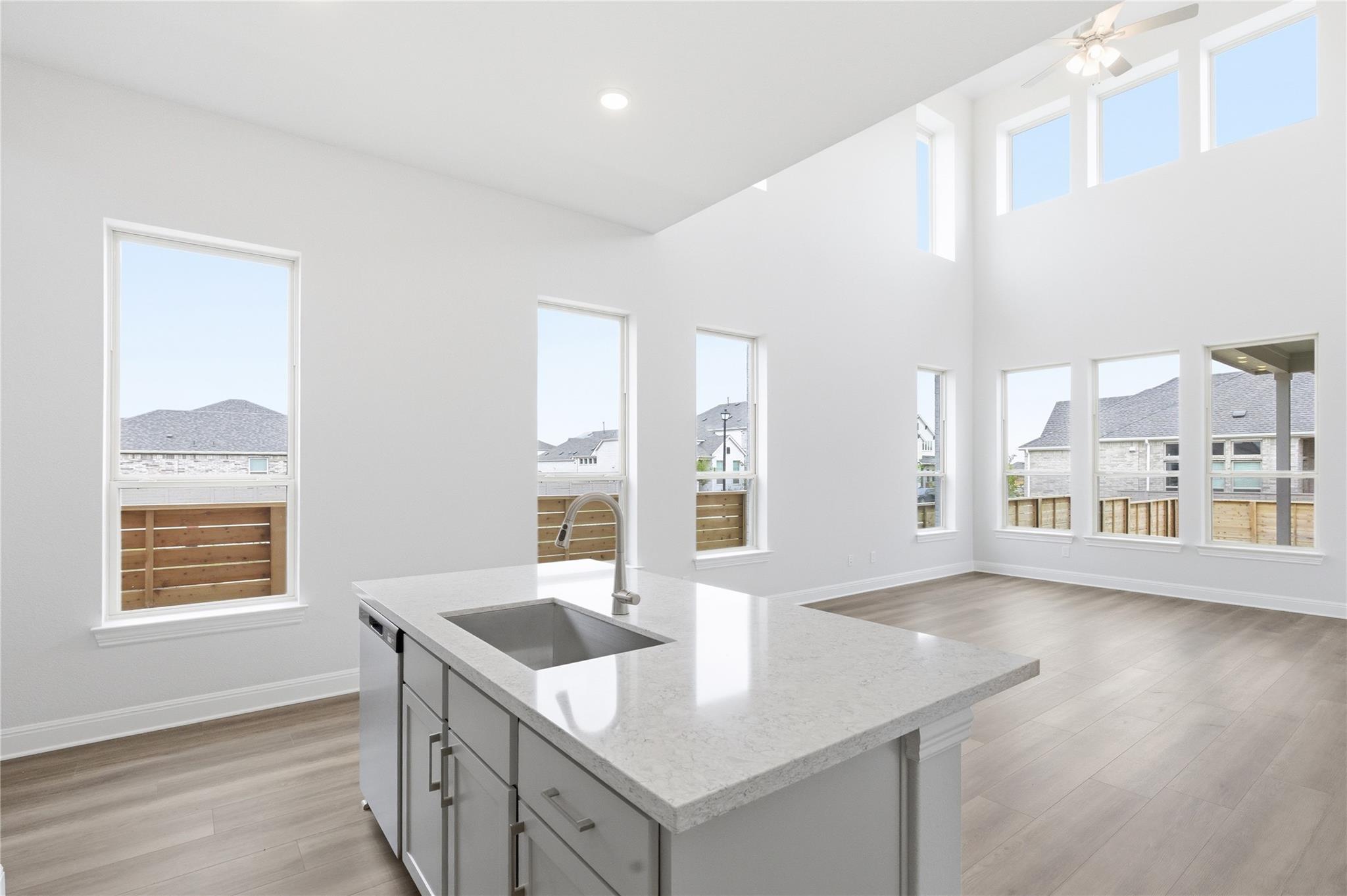 305 Brandywine Rd, Hutto, TX 78634