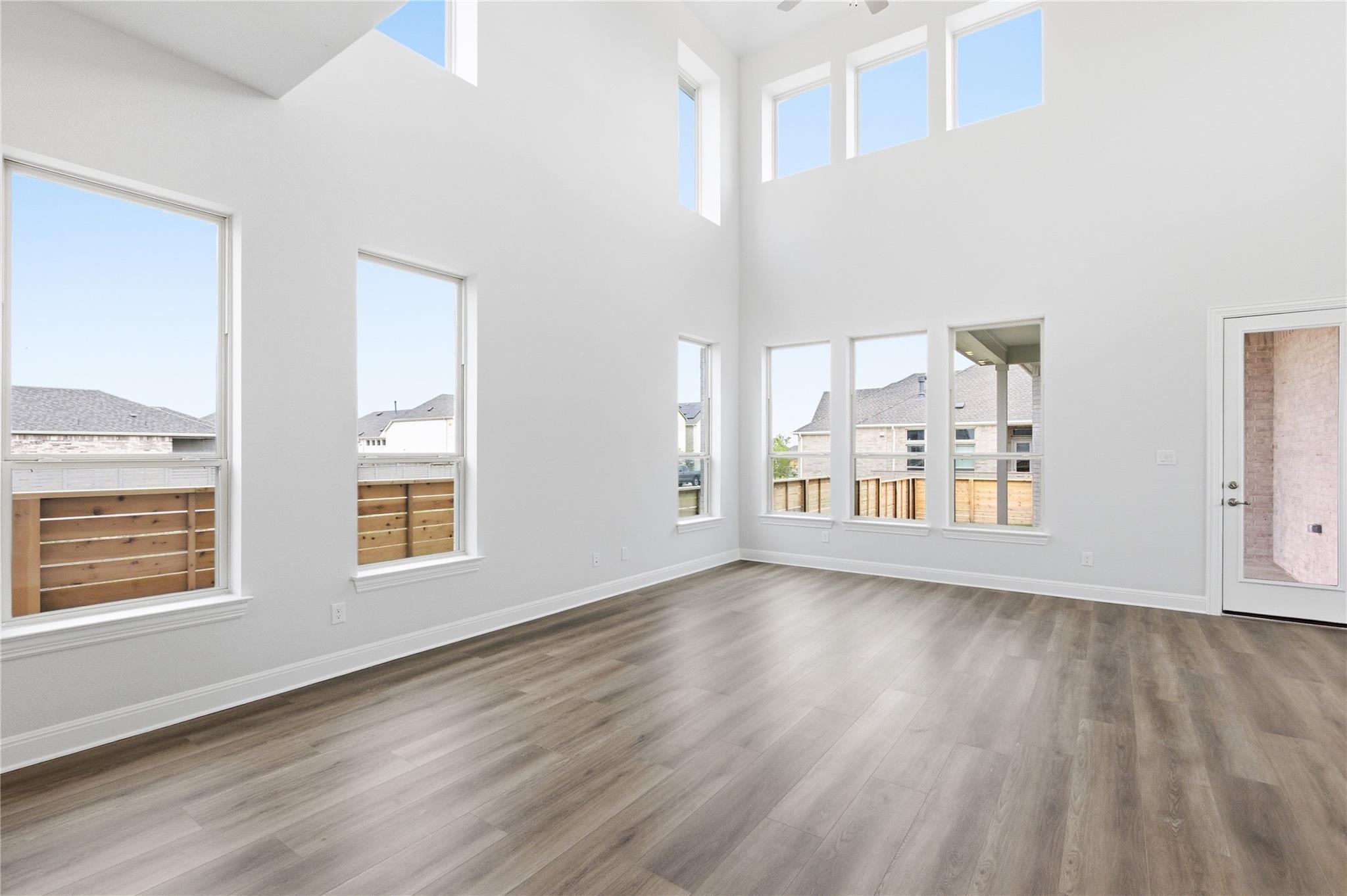 305 Brandywine Rd, Hutto, TX 78634